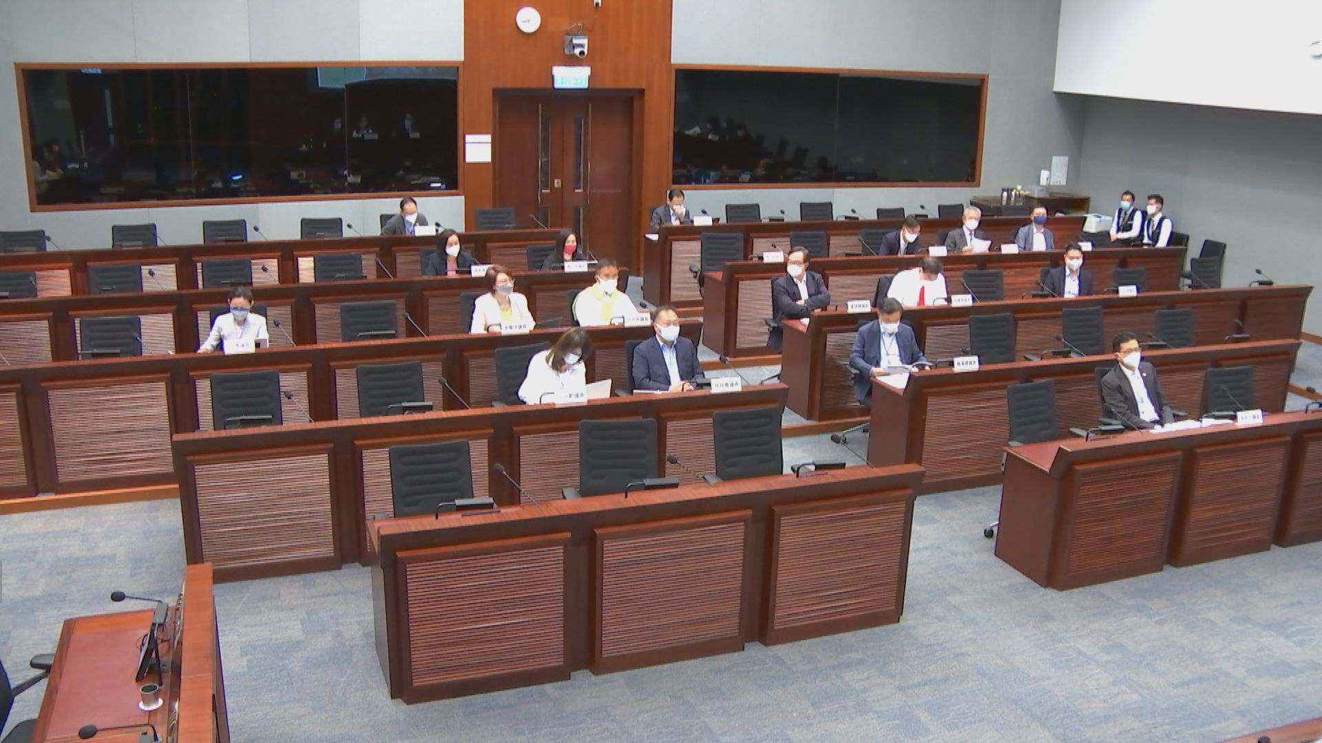 立法會討論修訂收地補償建議