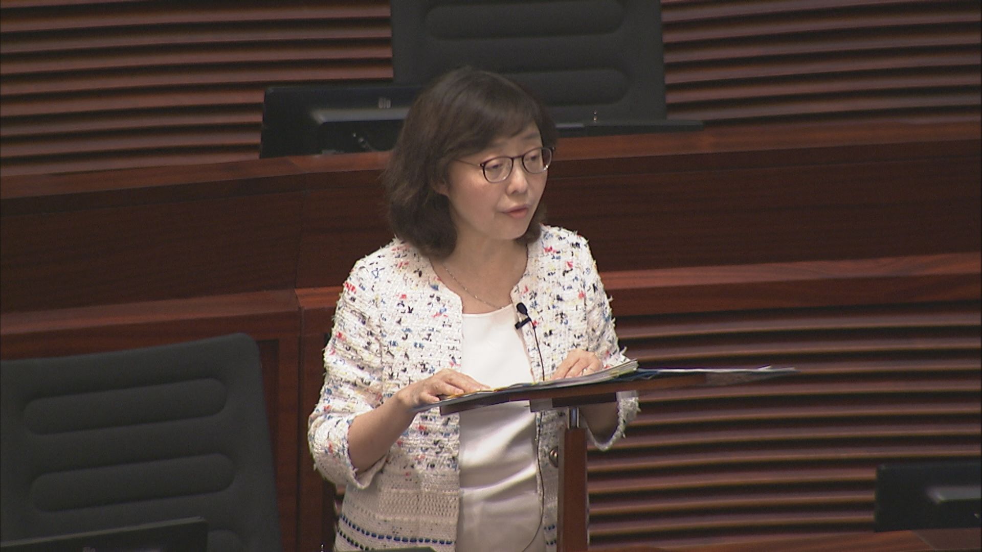 發展局檢視480項工程項目 節省1600億元建造成本