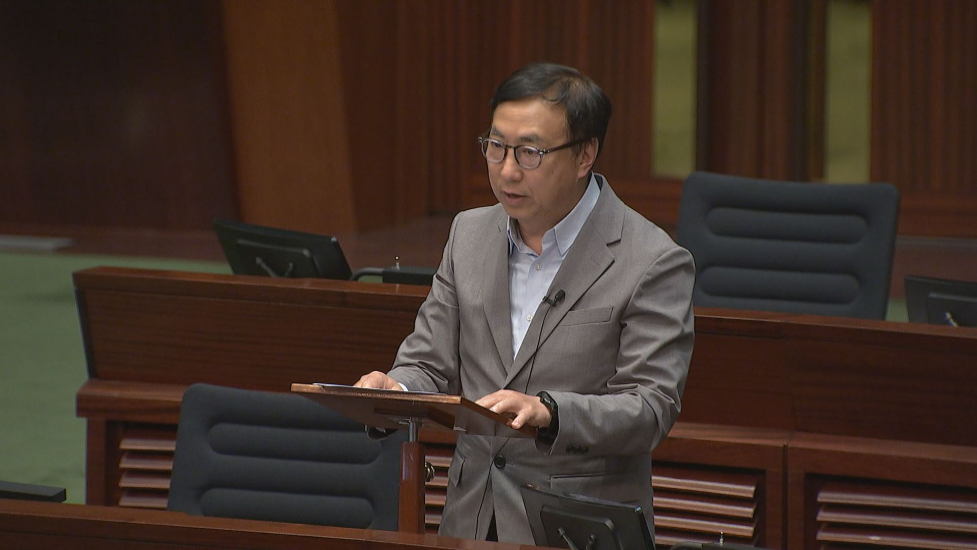 立法會三讀通過修訂選舉法例　容許立會功能界別選舉用智能點票機