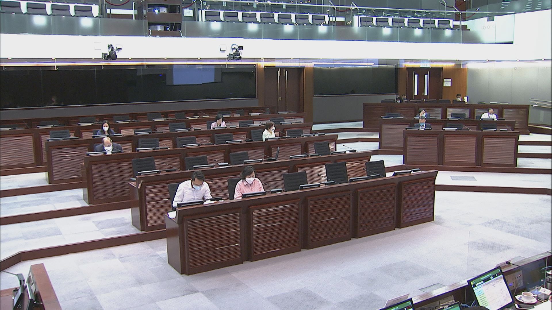 選舉委員會選民登記展開　議員批指引不清晰