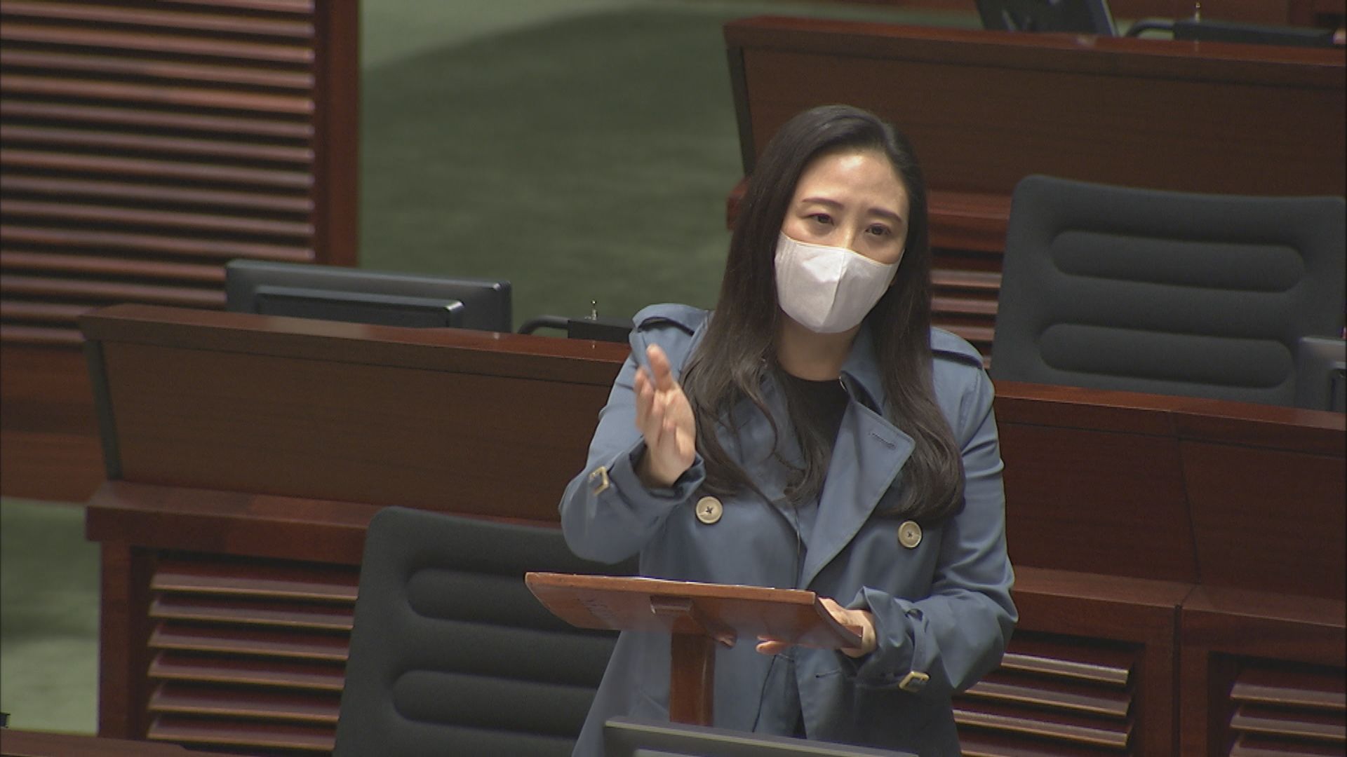 立會通過支援失業無約束力議案　建制不滿政府拒推失業援助金