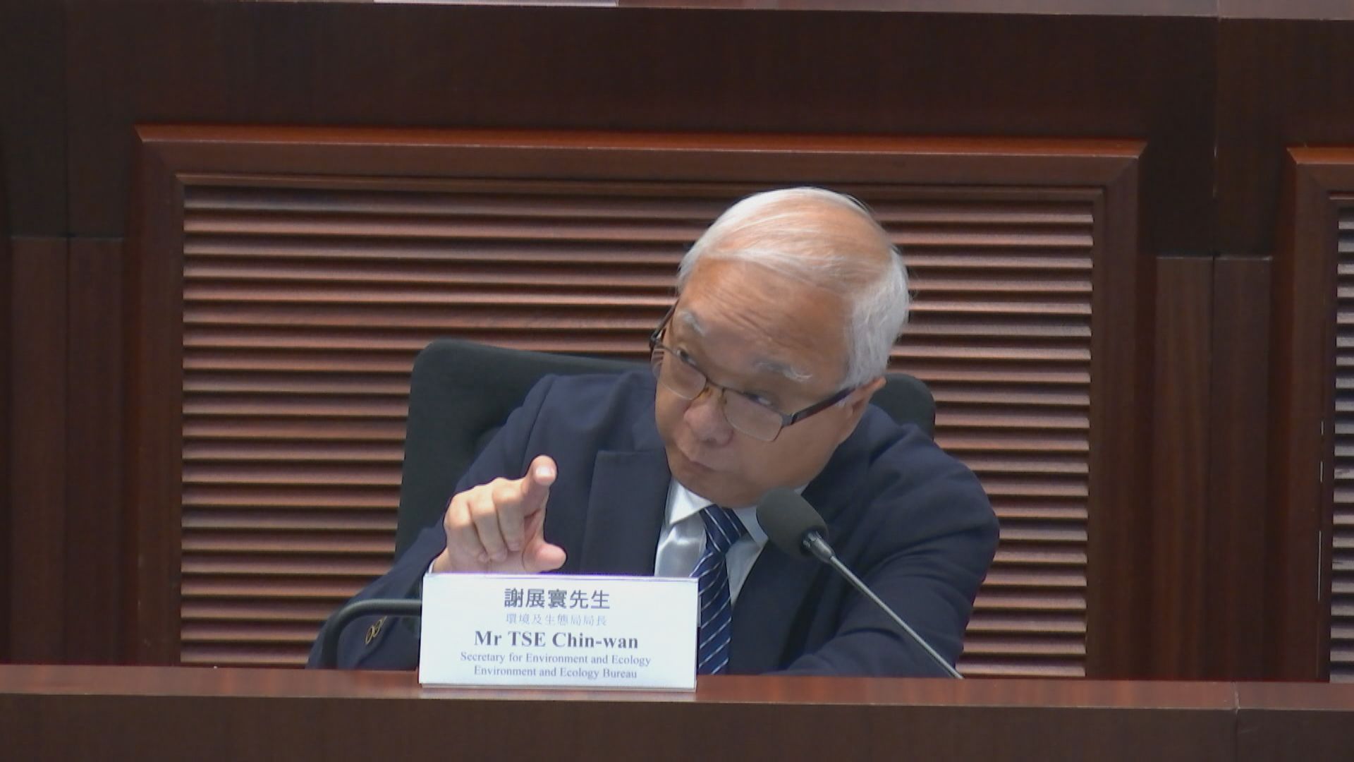 施政報告倡試行更多新能源車 謝展寰：研究支援巴士公司惟不補貼車費