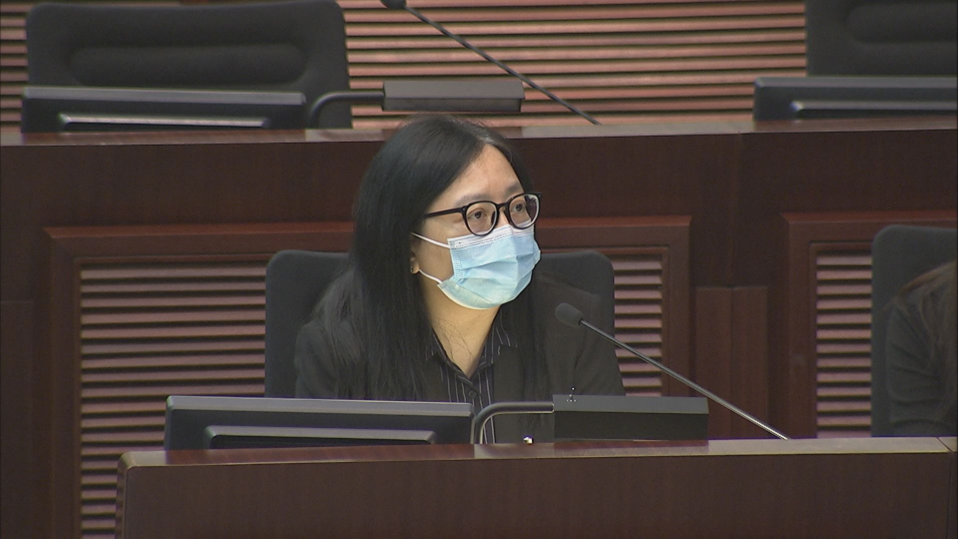 環境局決定撤回開設職位推進可再生能源撥款申請