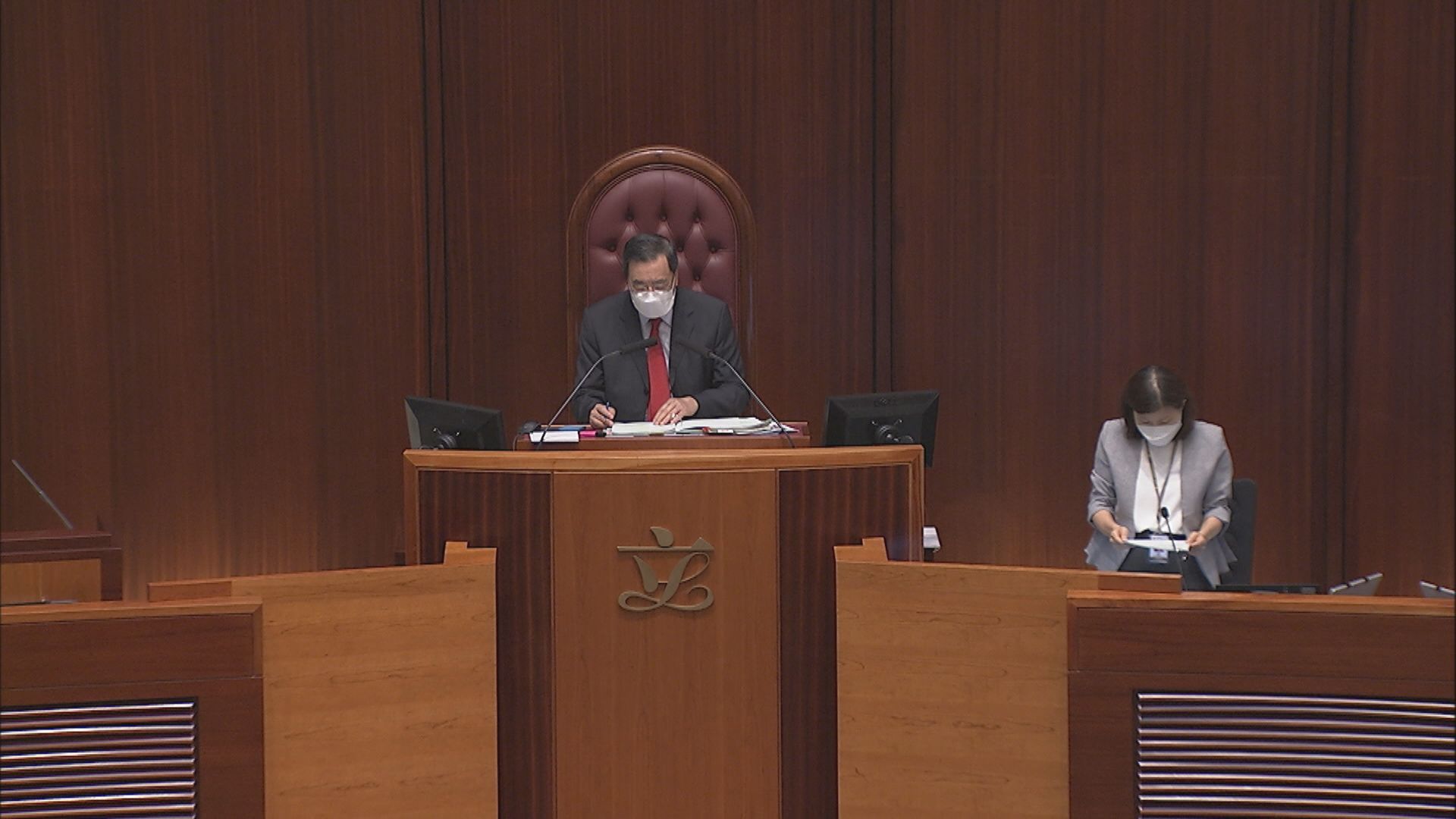 立法會三讀通過鄉郊代表選舉修訂條例草案