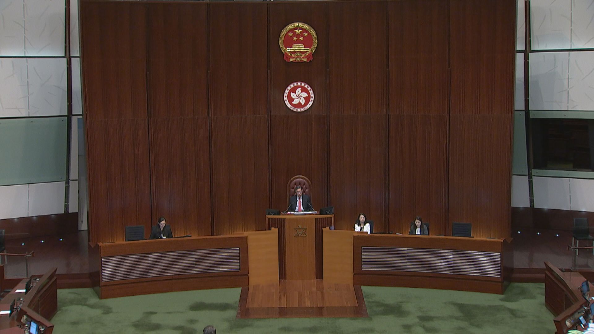 公務員評核機制擬修改　陳振英促持續優異者應予跳級增薪