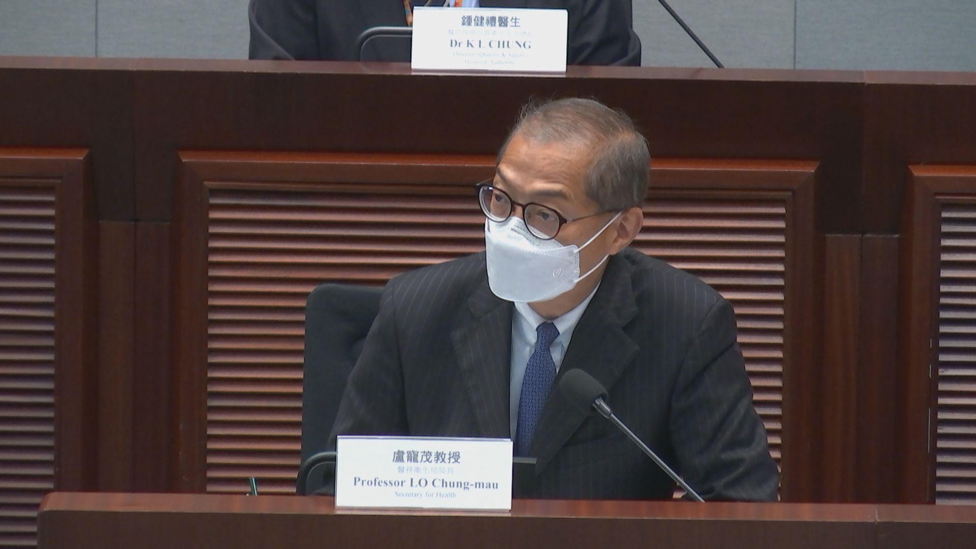 盧寵茂︰暫不考慮放寬「黃碼」者入食肆