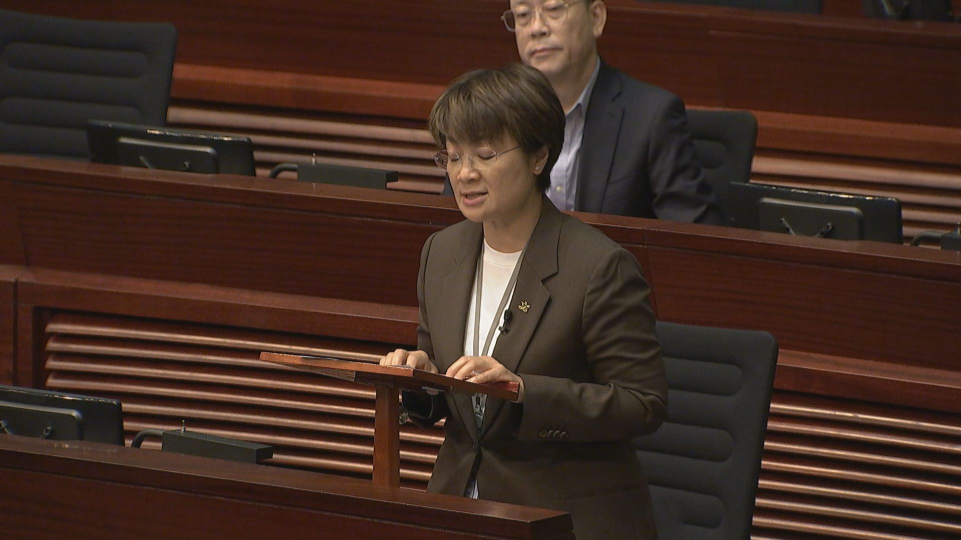 皇崗口岸條例｜立法會恢復二讀辯論　議員建議加強口岸交通配套設施
