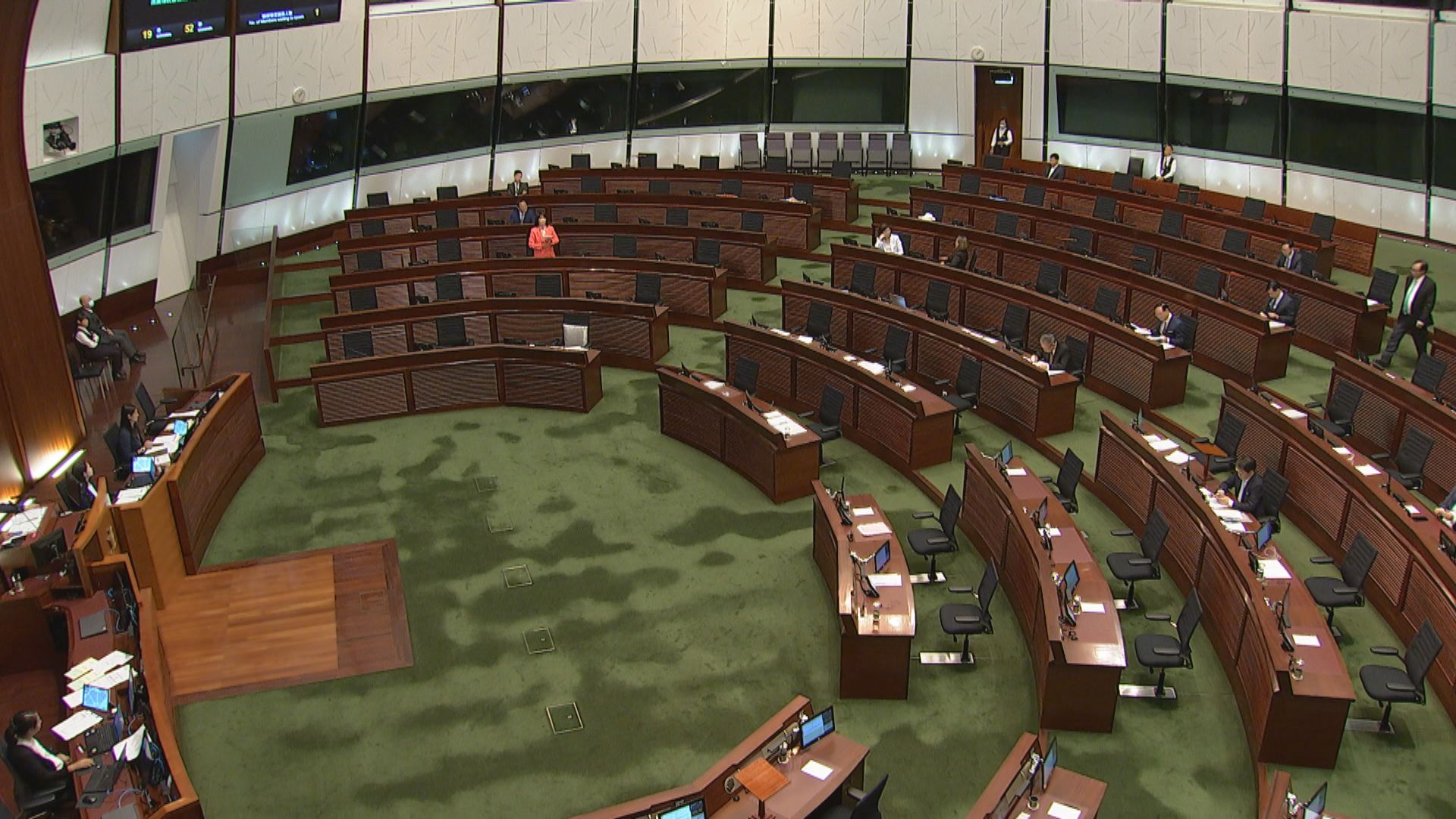 江玉歡質疑鵝頸橋打小人攤擋「扮識打」　劉震：冀透過活動讓市民了解背後意義