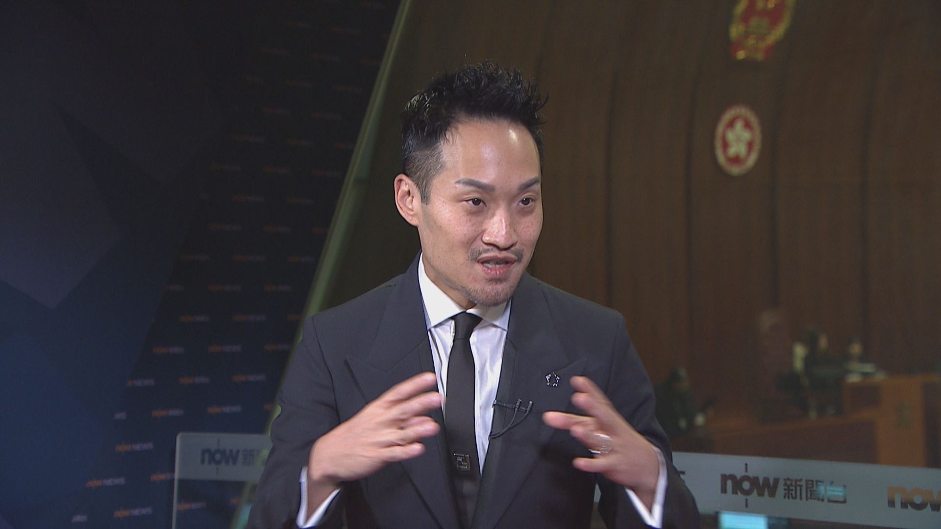 何敬康倡辦盛事期間進一步擴大禁煙區