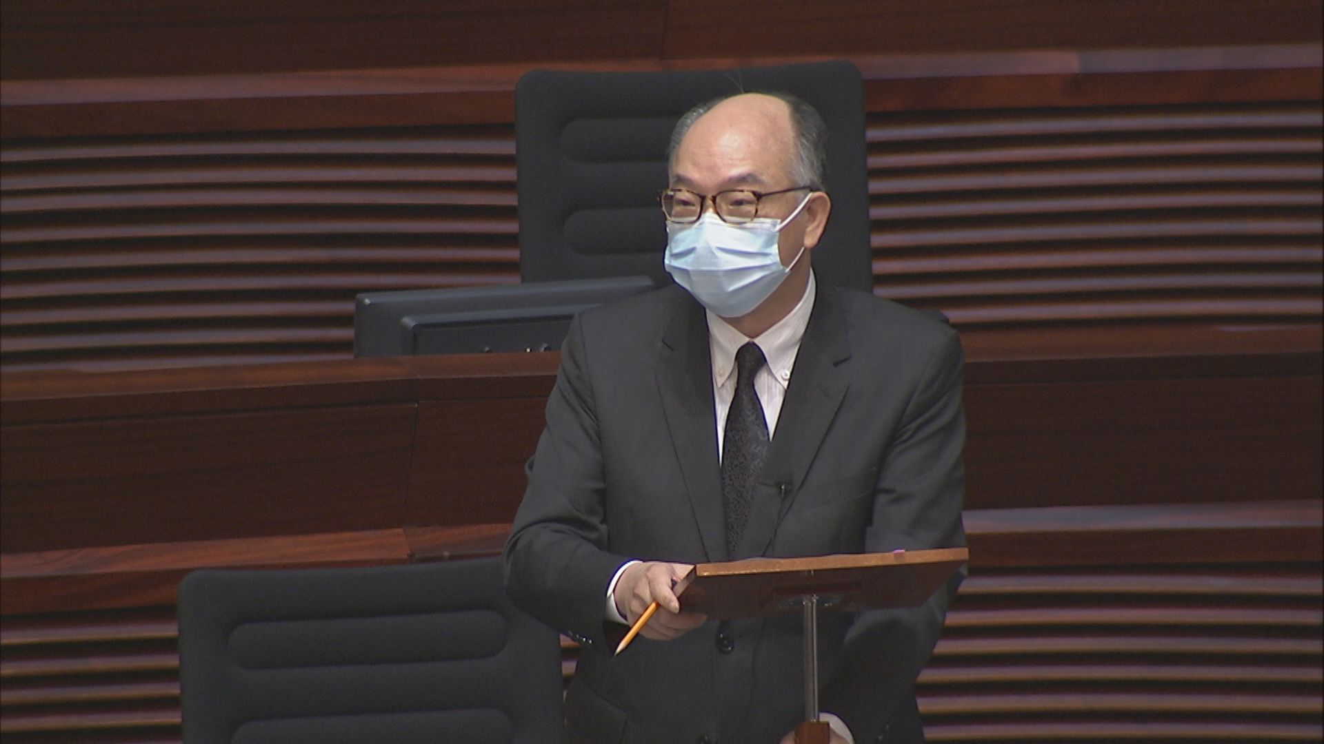 議員倡重建公屋增供應　陳帆: 要考慮對輪候公屋家庭