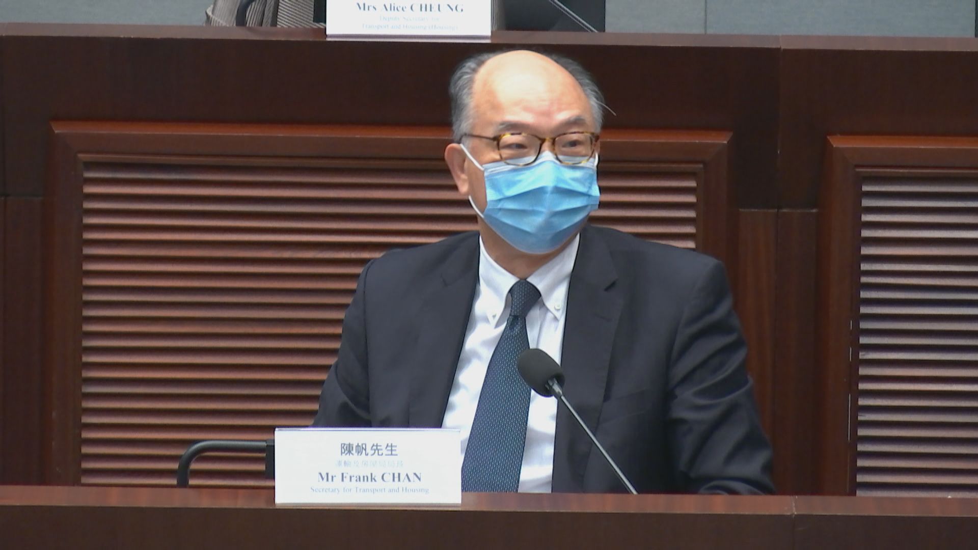 陳帆：未來十至二十年可望達公屋三年上樓目標