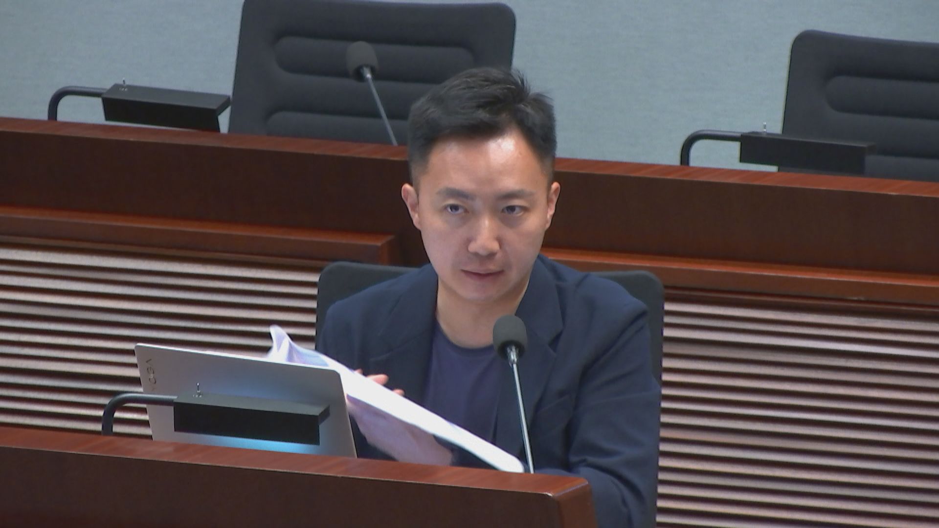 議員質疑公屋扣分制執法力度不足 房屋署：會增加人手