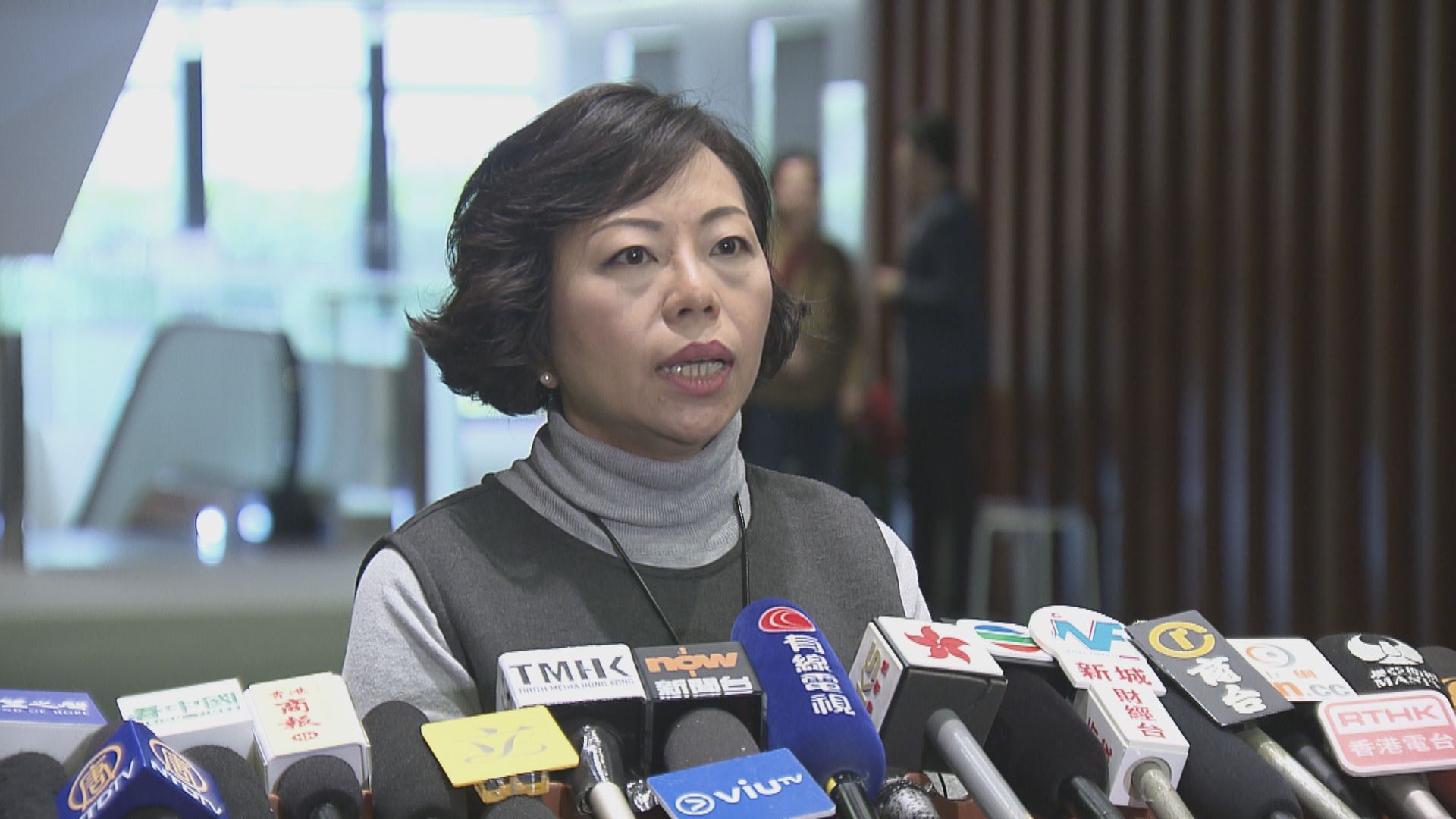 查許智峯搶手機委員會完成研訊　料明年六月交報告