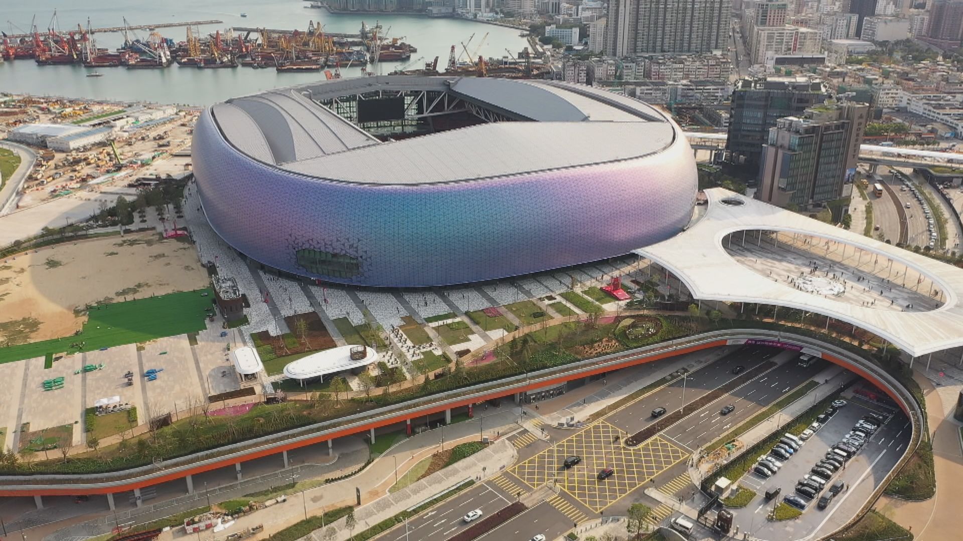 啟德體育園｜議員關注如何應對演唱會超時　羅淑佩：園區及主辦方需照顧樂迷歸家需要