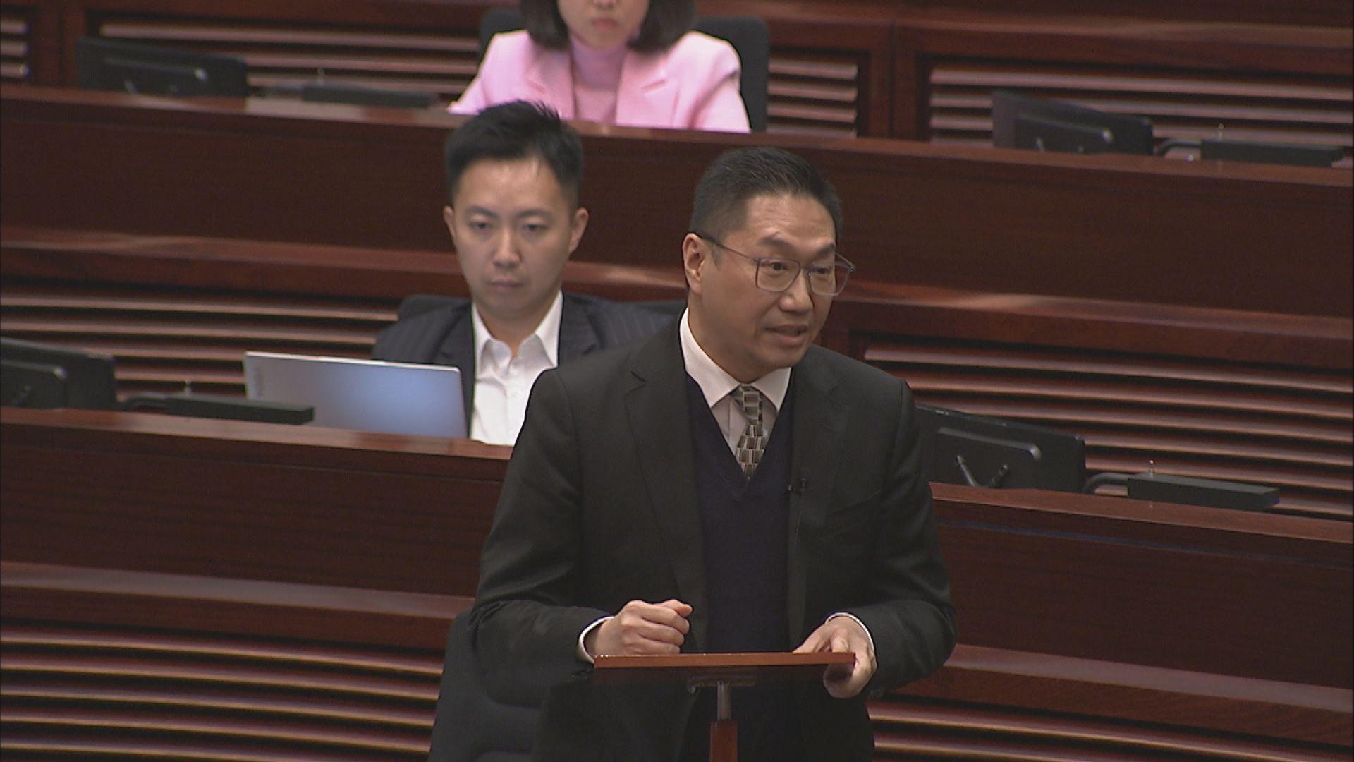 立法會議員建議容許各行業輸入外勞