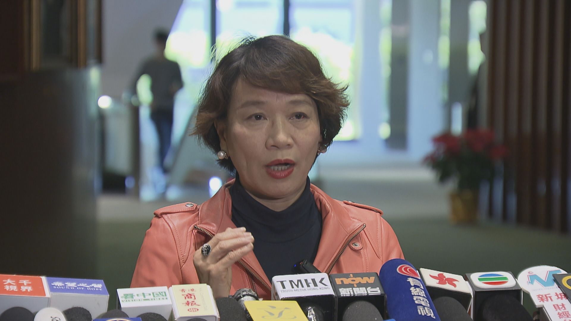 梁美芬：可考慮給獨立檢討委員會獨立調查權力