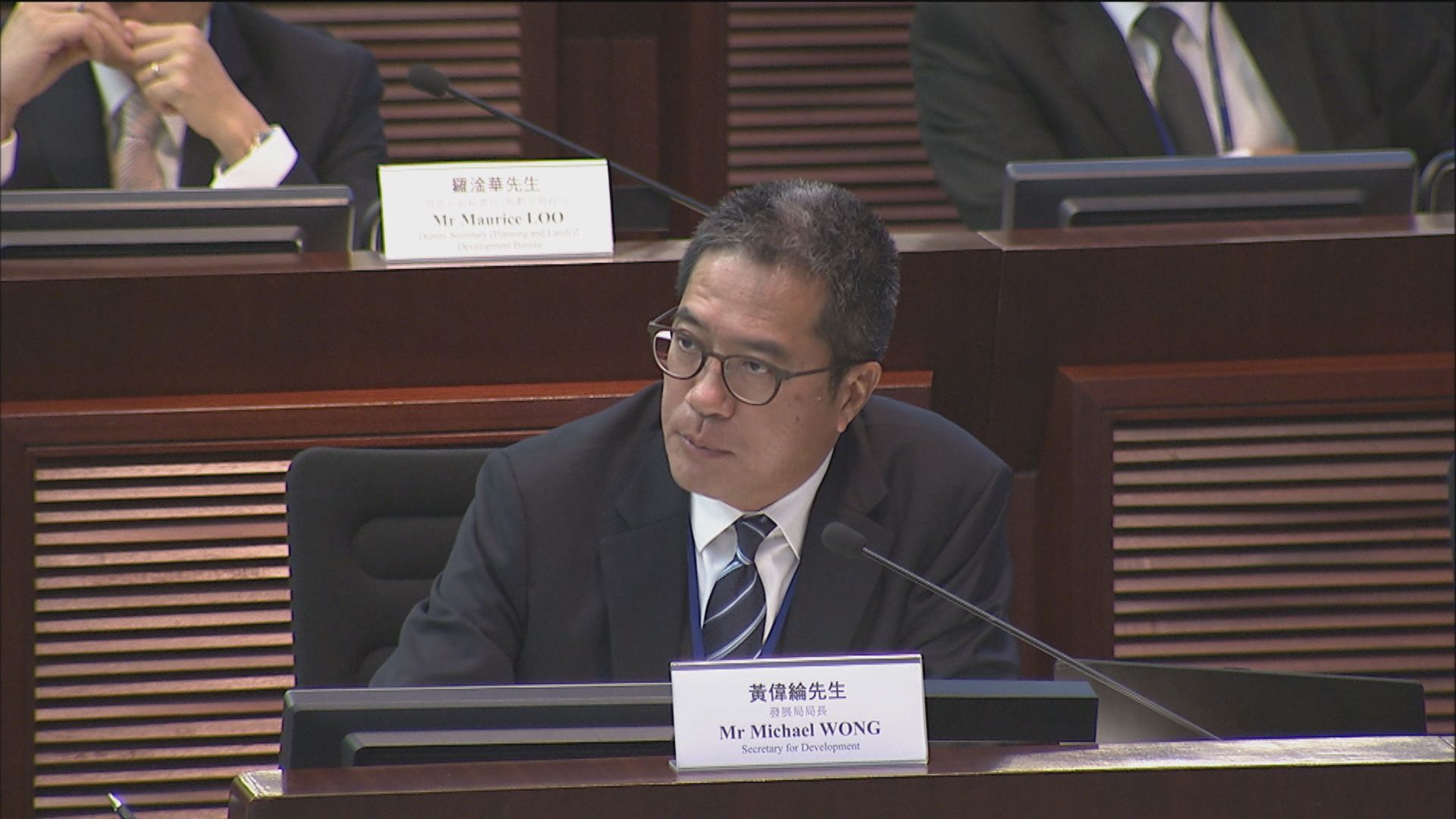 政府考慮兩年後放寬優化升降機資助申請資格