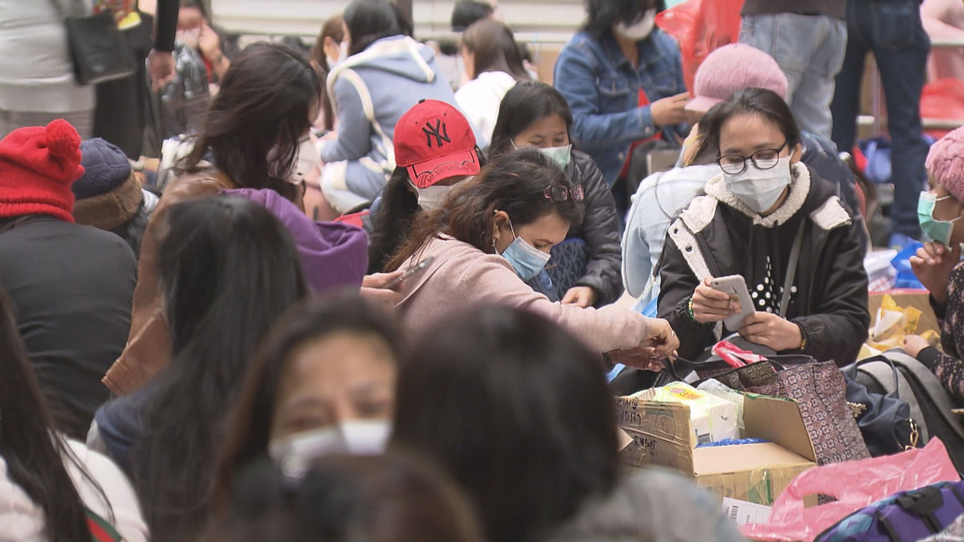 印傭來港費轉嫁僱主　羅致光︰多付最多800元