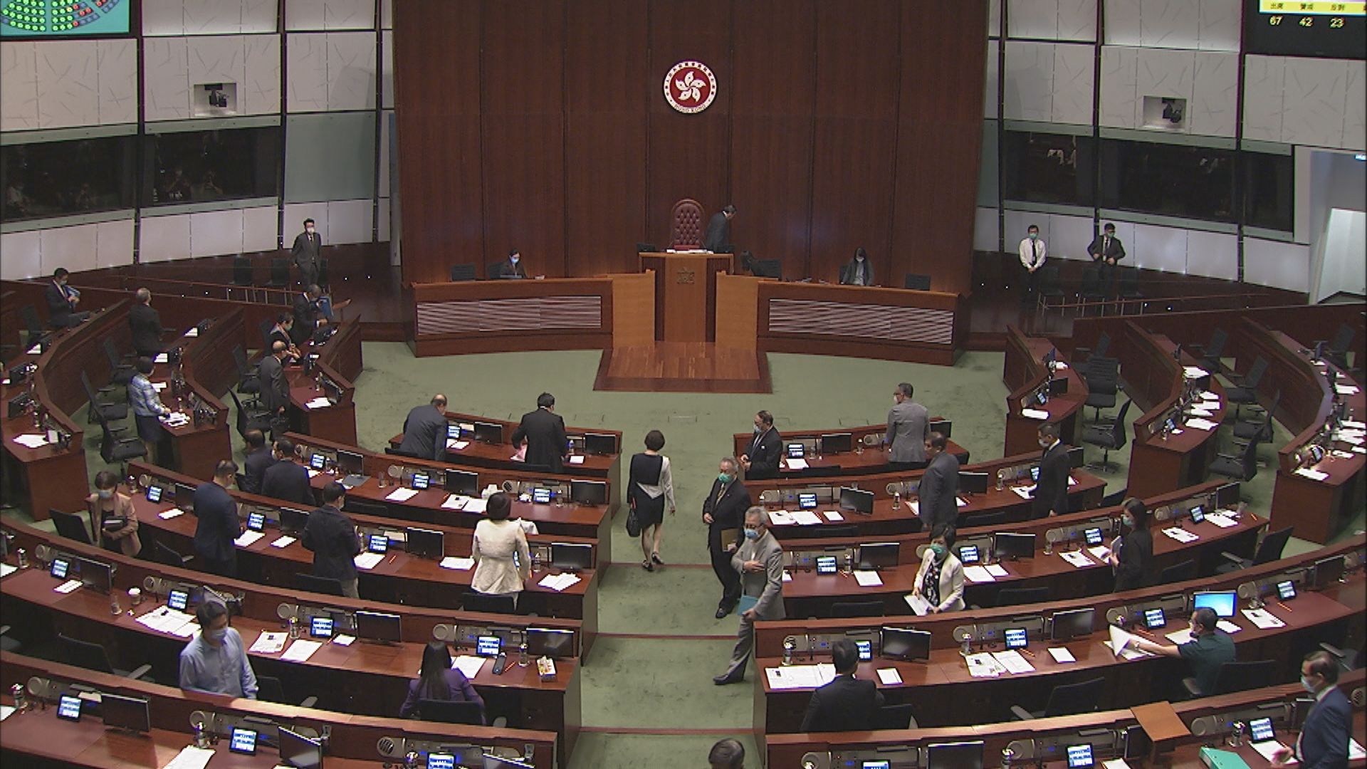 立法會三讀通過預算案