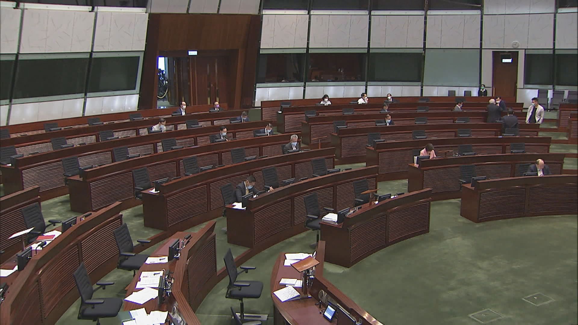 立法會近半時間點人數　梁君彥決定劃線審議