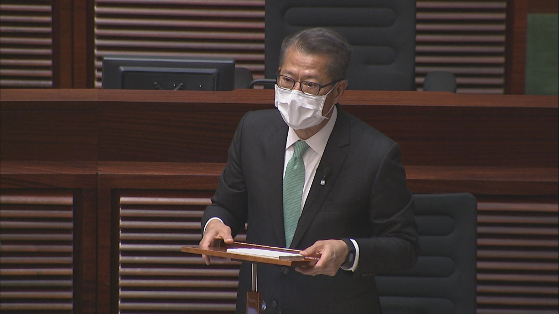 陳茂波：會否再發消費券持開放態度