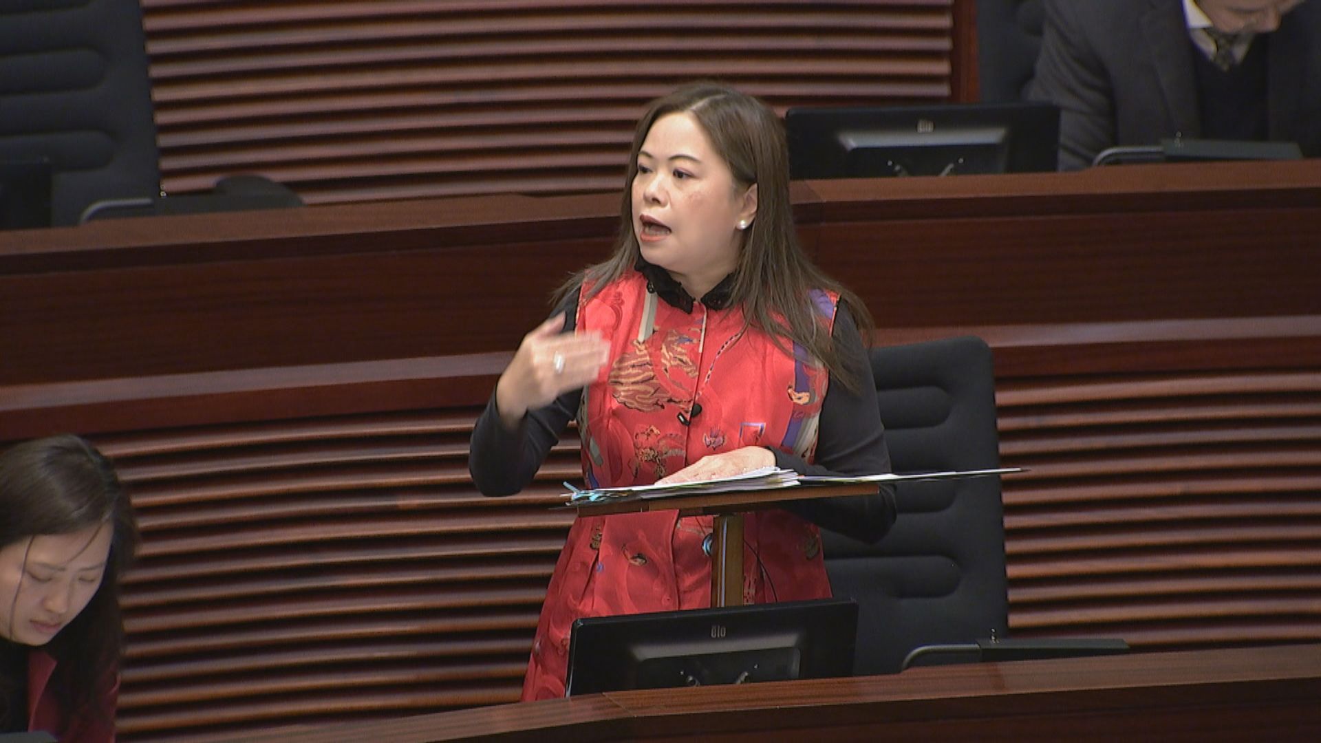 議員建議熱門山徑增設旅客中心　當局表示持開放態度