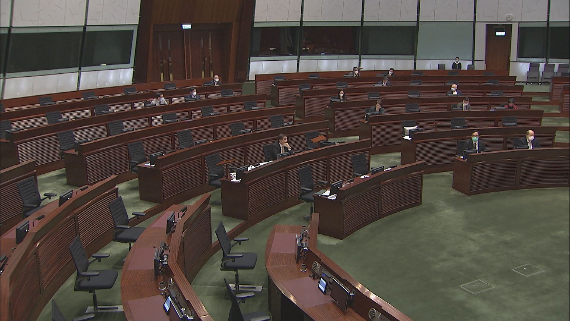 立法會三讀通過積金易平台條例草案