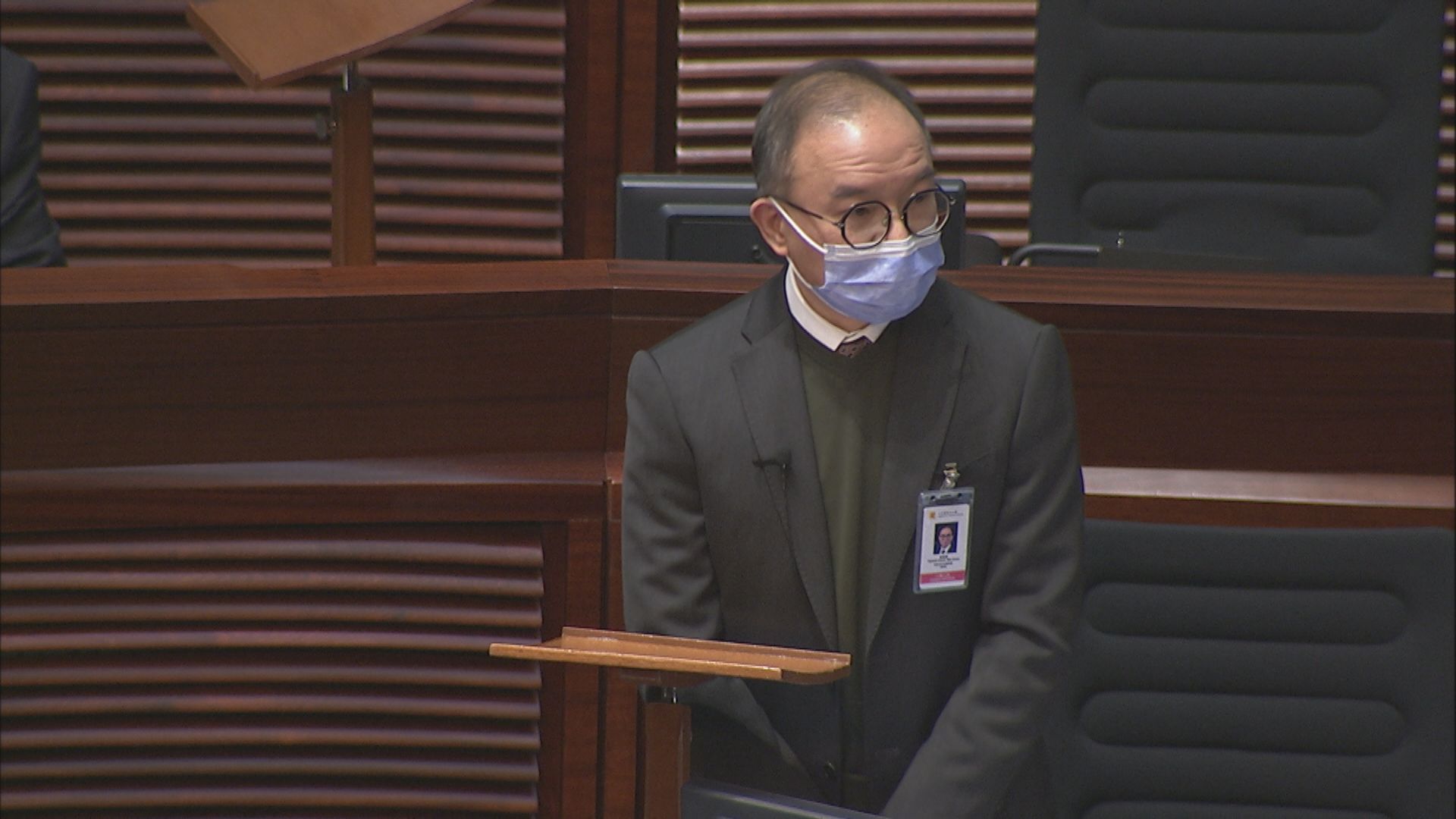 曾國衞：研究公職人員宣誓包括區議員