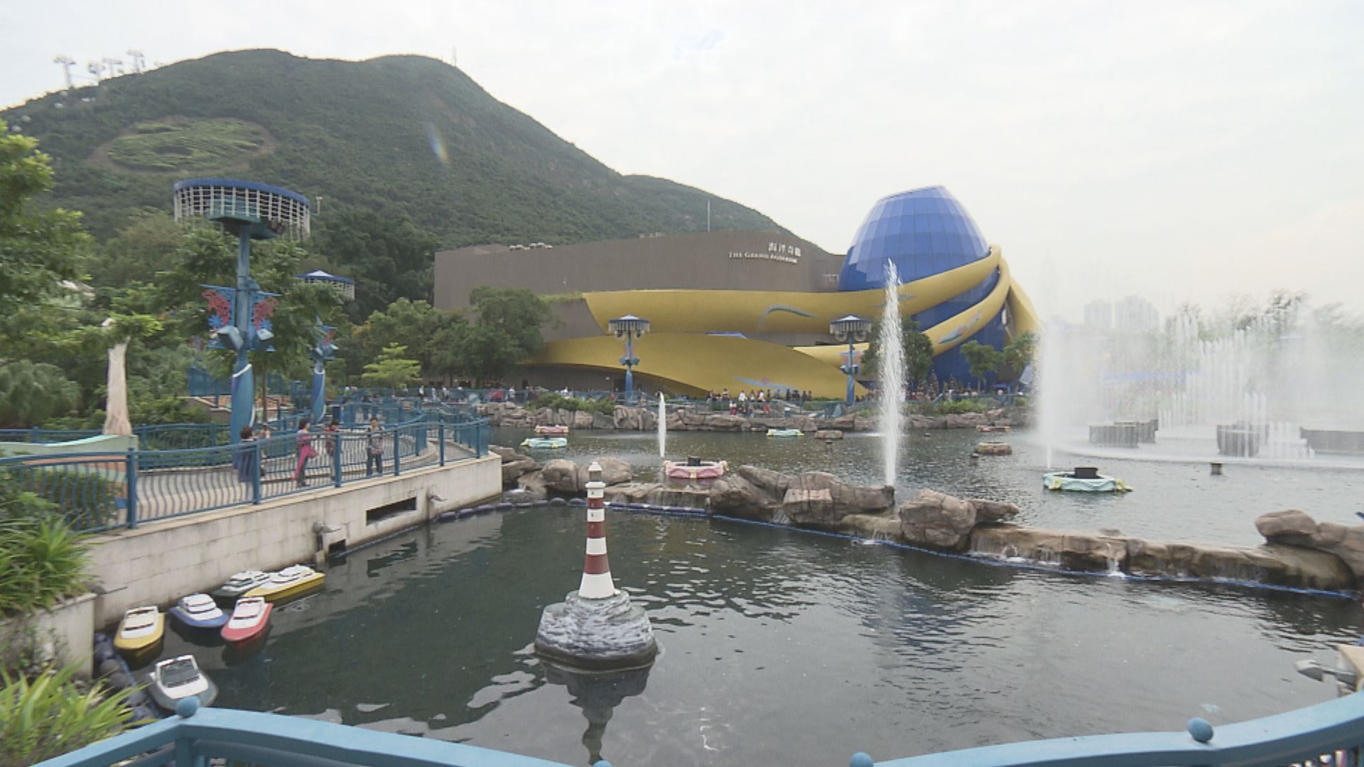 海洋公園上年度入場人次上升　整體虧損逾2.7億元