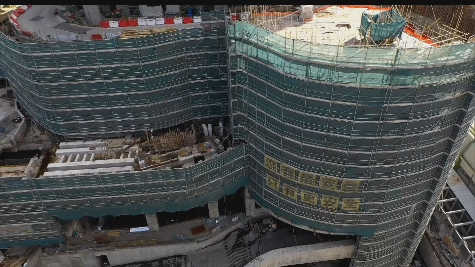 屋宇署已發信要求柏傲莊三期建築專業人士提供補充資料