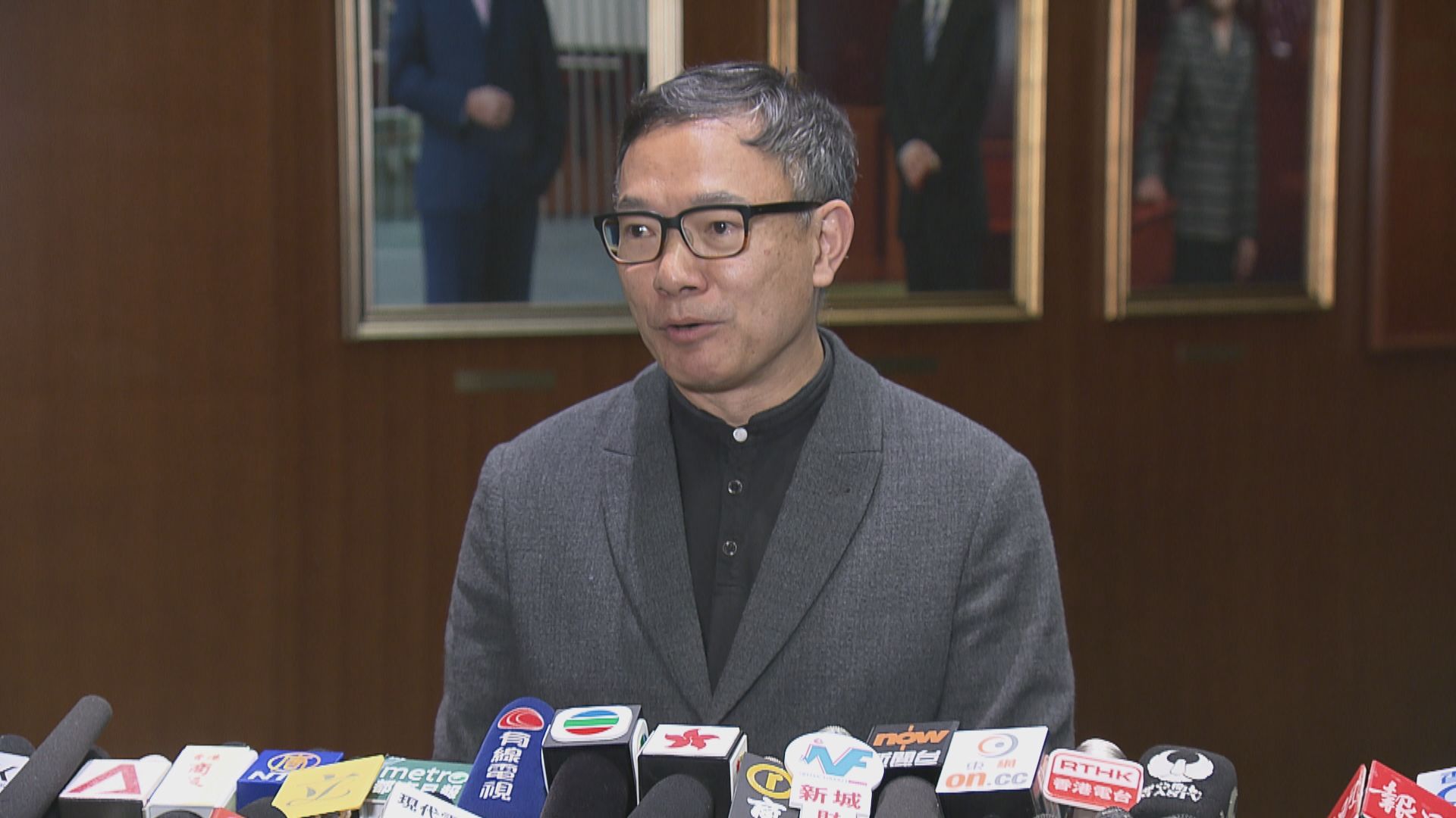 謝偉俊：會按正常程序審議修改議事規則建議