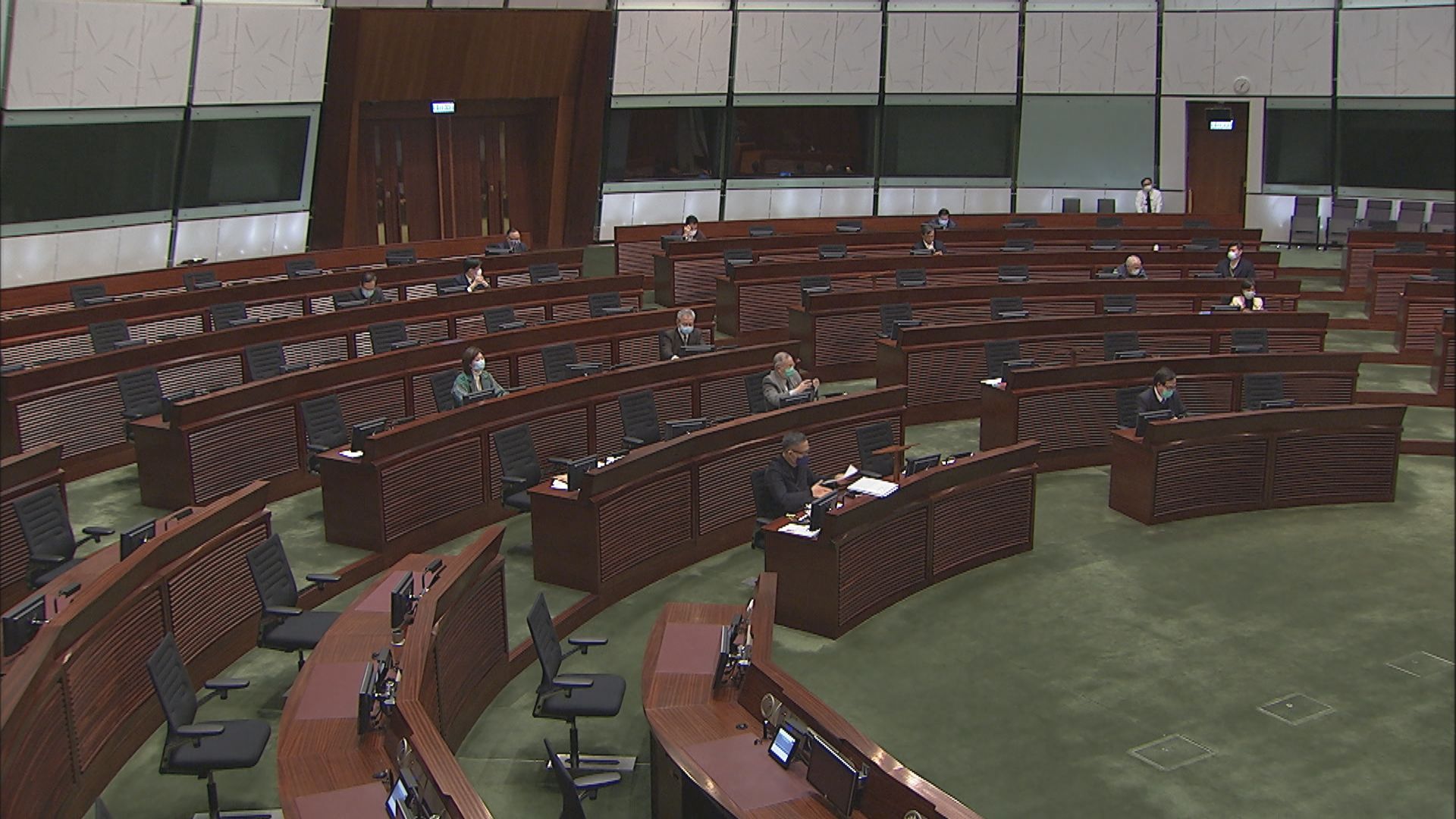 立法會首讀及二讀入境修訂條例草案　