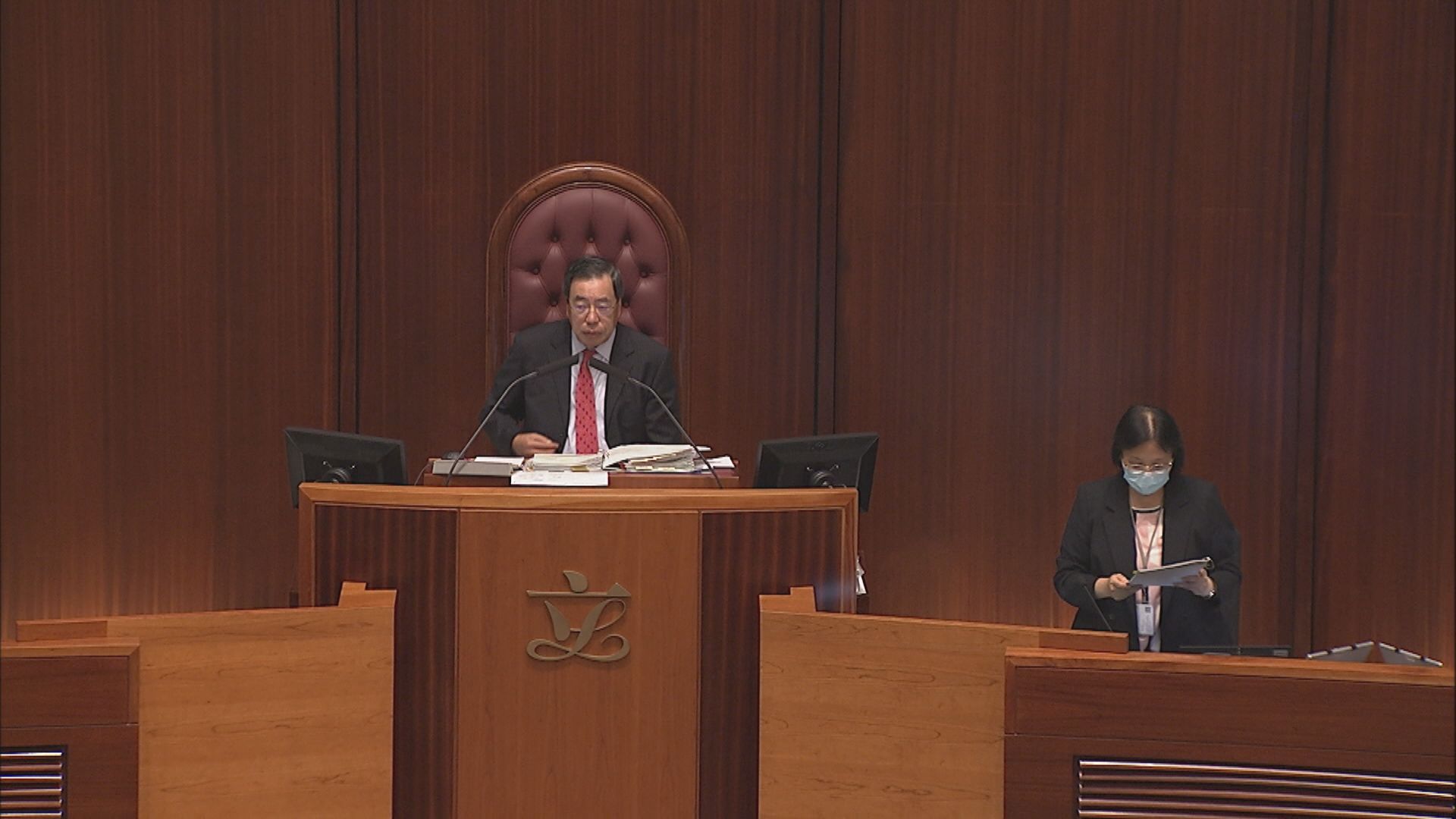 劏房租務管制條例草案三讀通過　田北辰謝偉俊投棄權