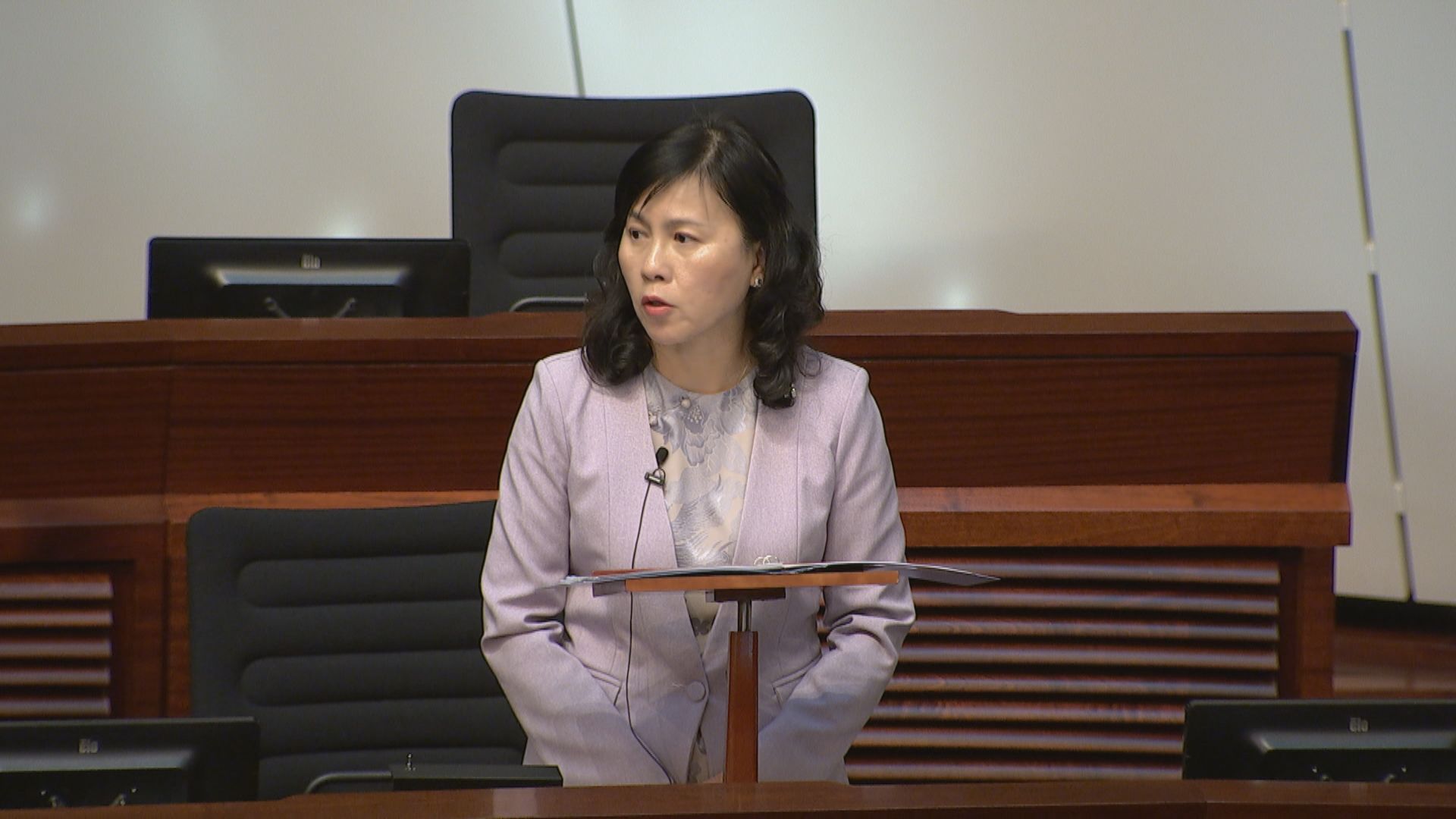 陳美寶：研究設網上舉報平台供市民報告公路危險狀況