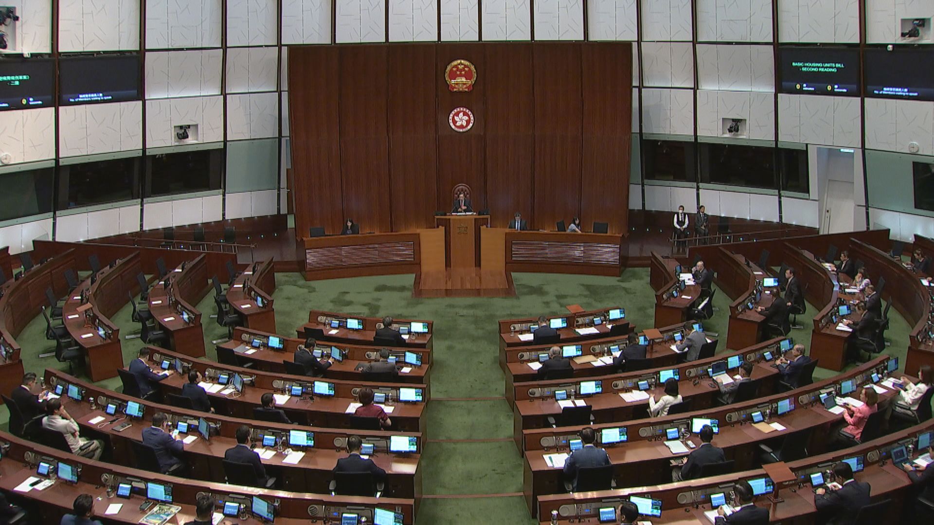 立法會三讀通過簡樸房條例草案　何永賢：租金水平難以有大幅上調空間