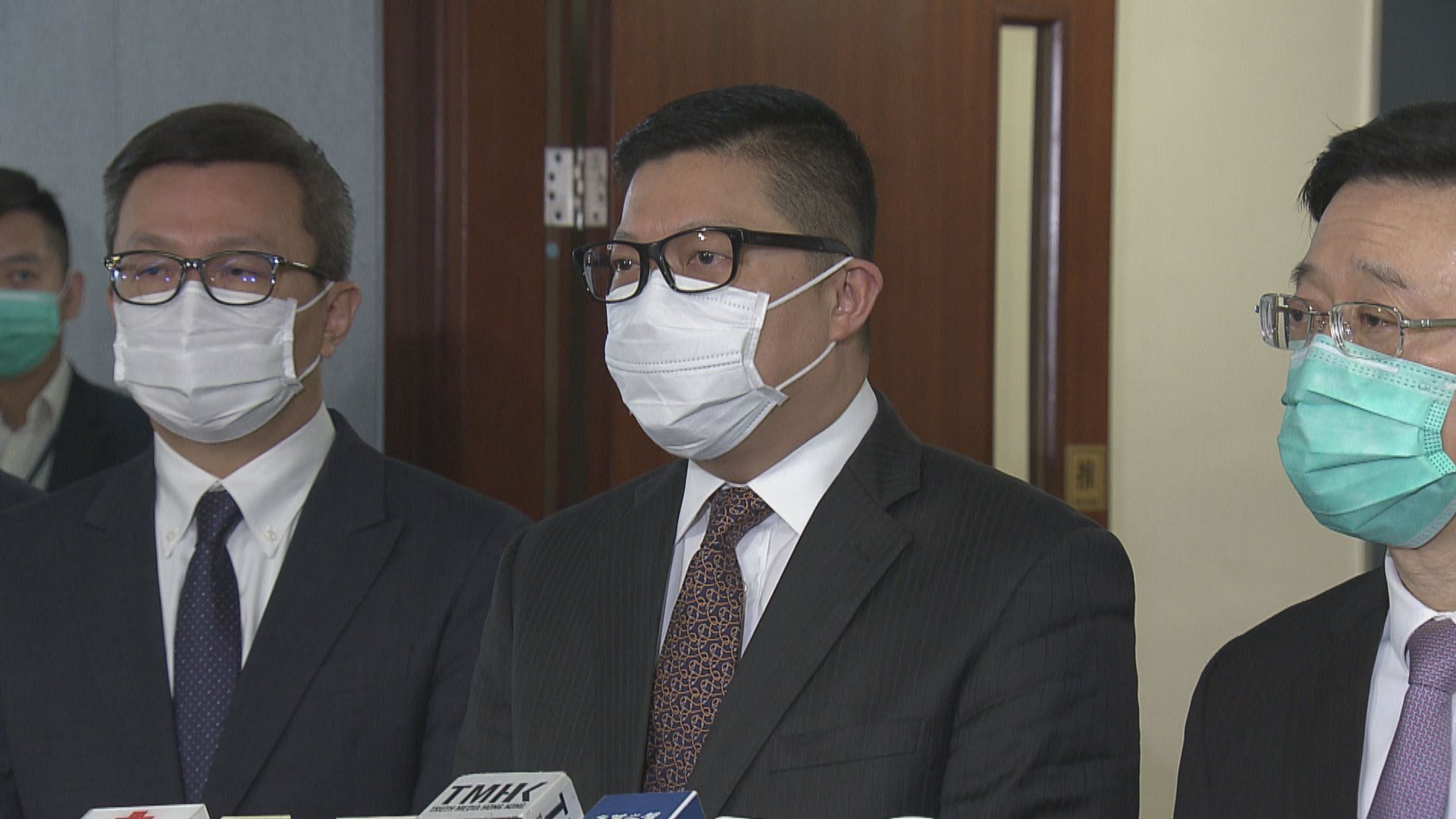 鄧炳強指元朗721事件當晚除白衣人打人　亦有黑衣人作襲擊