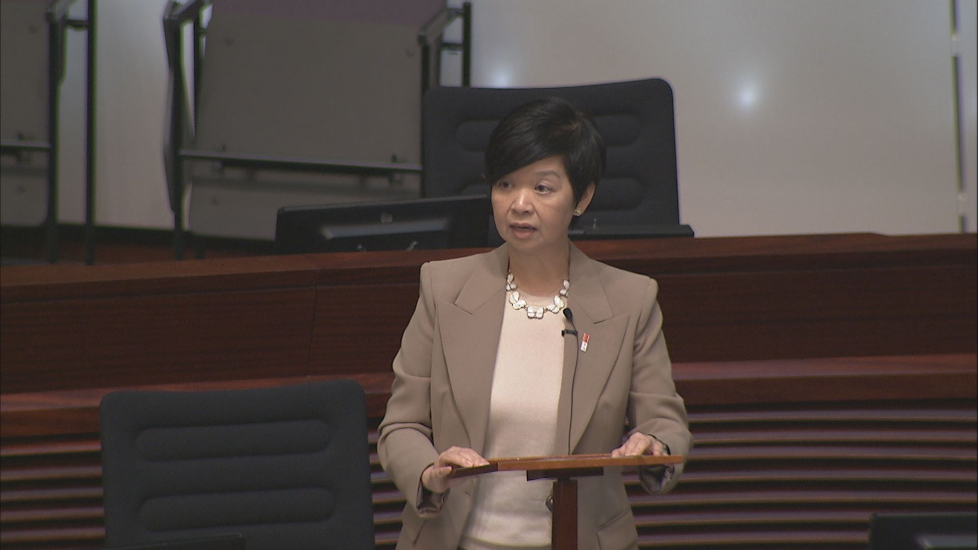 立法會首二讀住宅物業印花稅修例草案