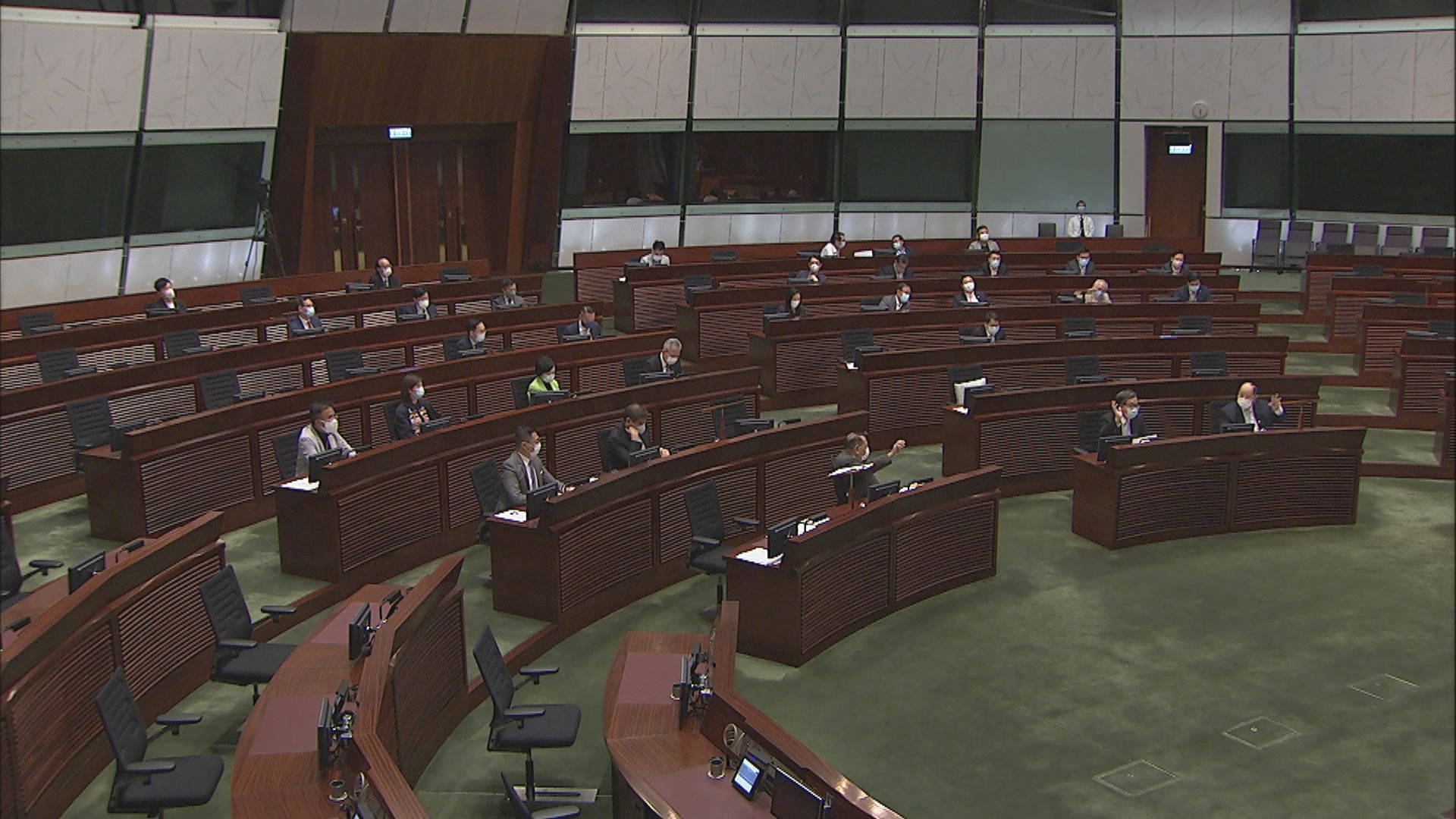 立法會三讀通過上調股票印花稅三成