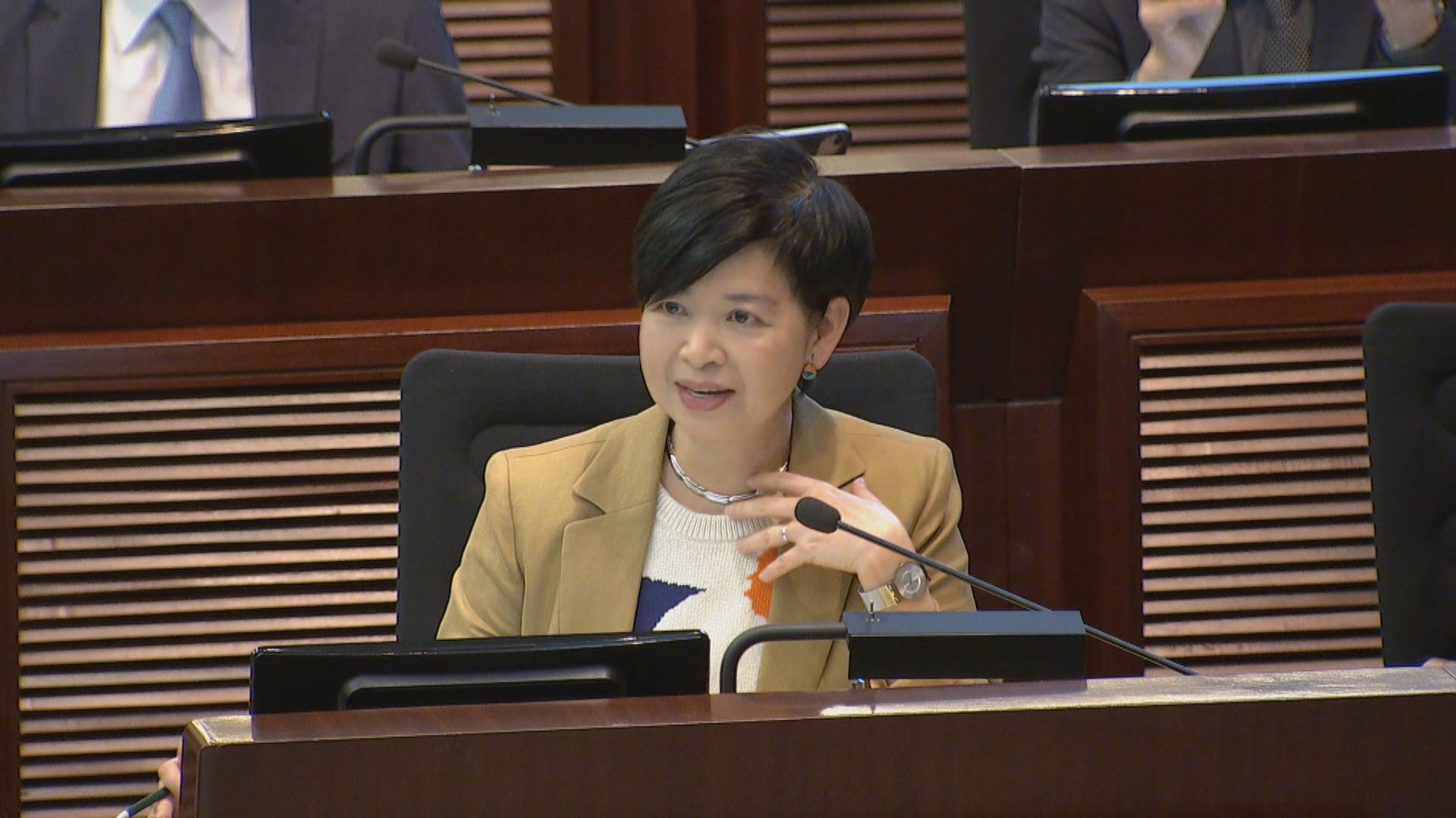 簡約公屋｜房屋局指租金更平　能取代現金津貼