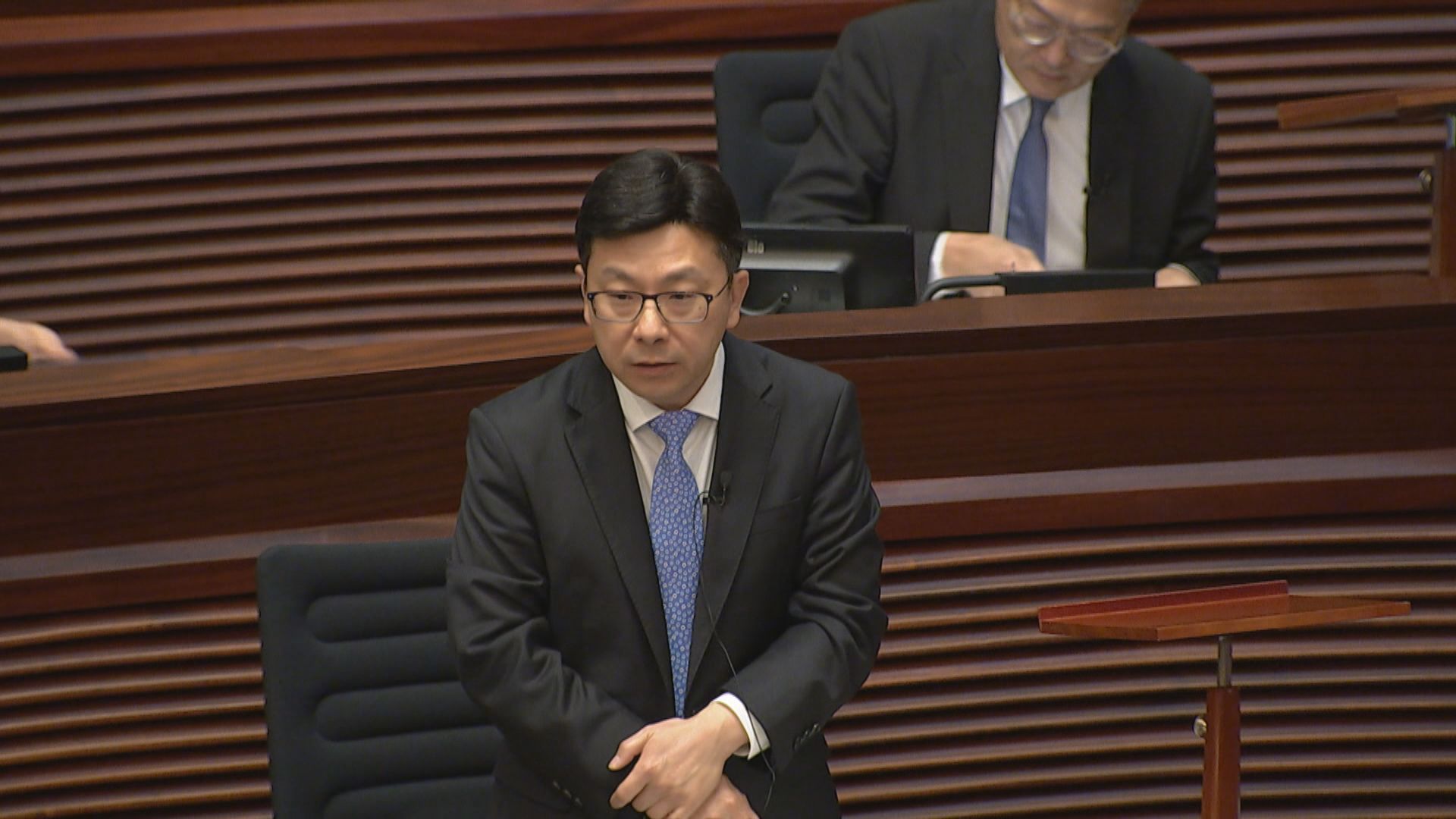 孫玉菡：每兩名高才通稍多於一人續簽　符合預期