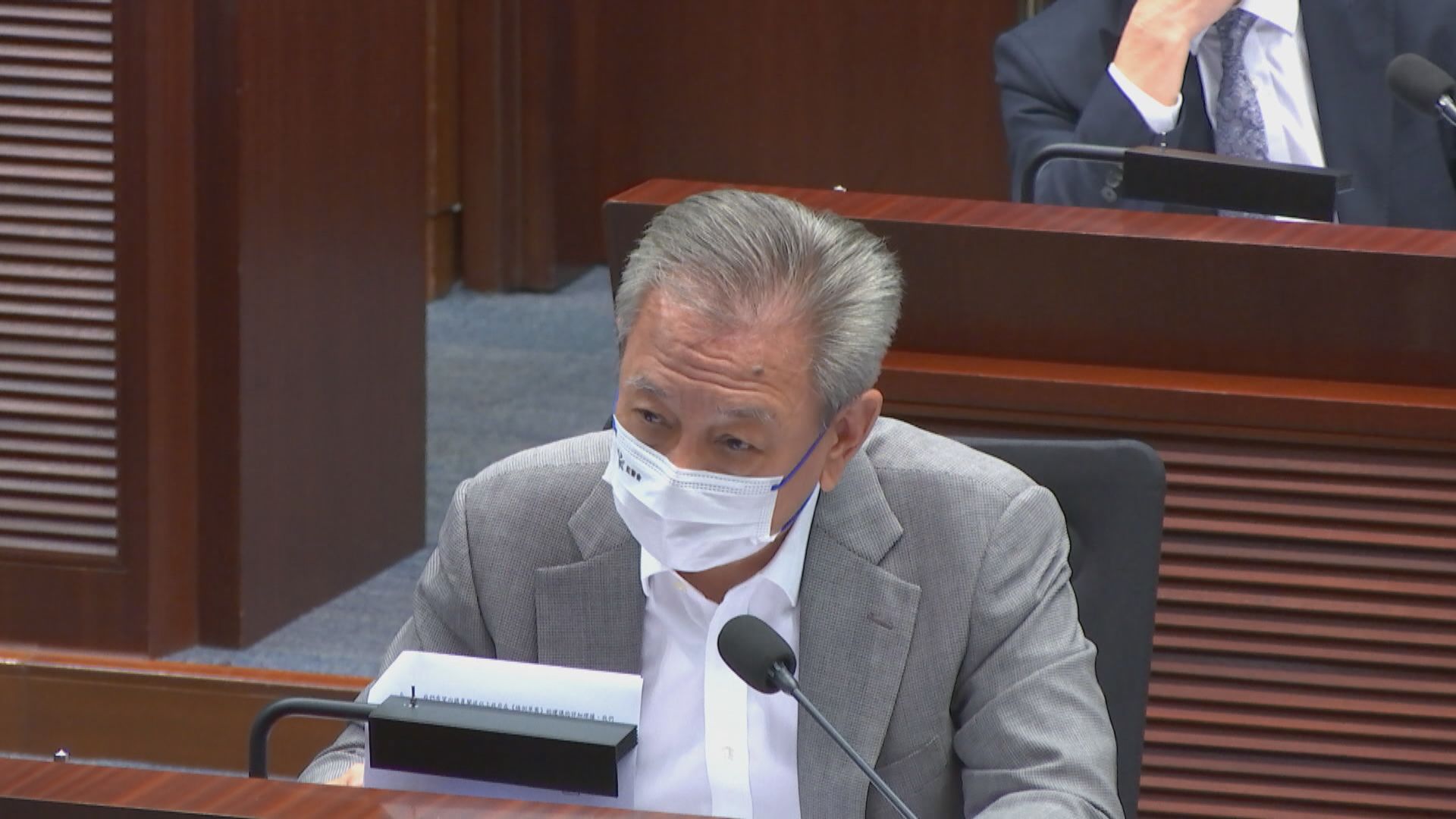 議員建議增加駕駛白牌車司機監禁期