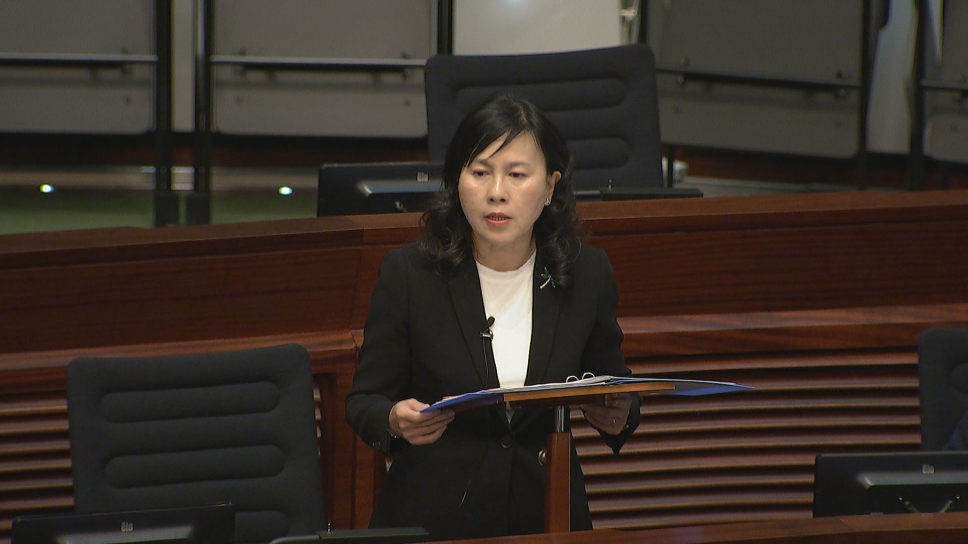 議員關注為何活躍的士司機無增加　陳美寶：年輕一輩或想工作生活平衡