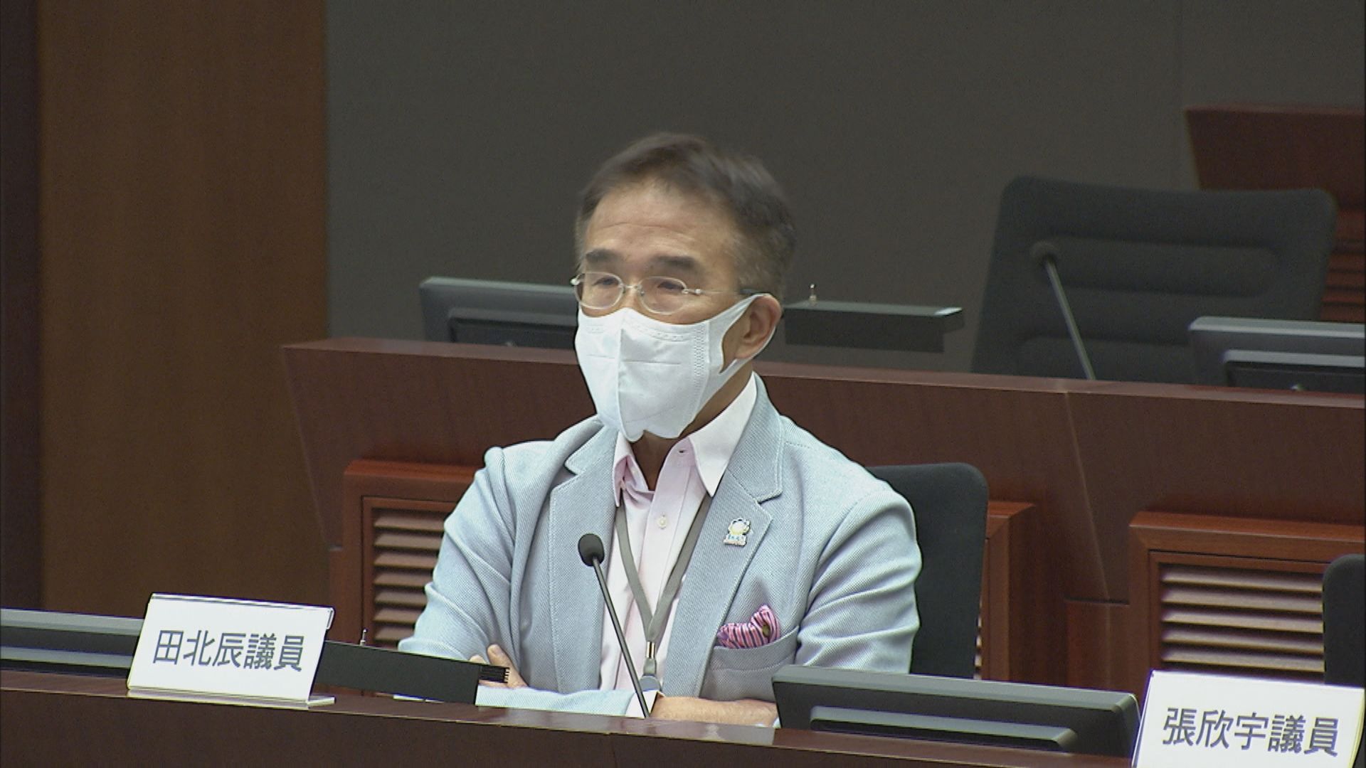 立法會討論電車加價申請　議員認為加幅太高