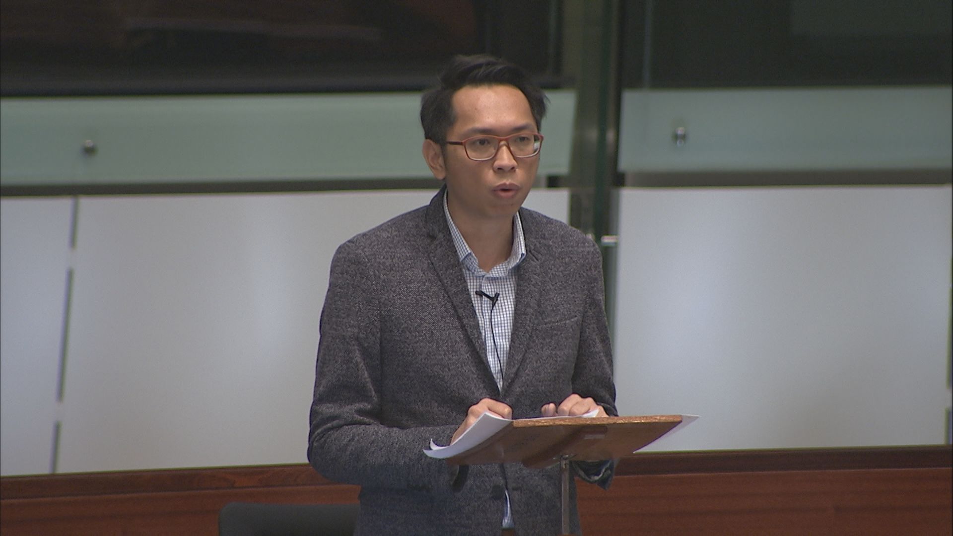 立法會續議旅遊業條例草案