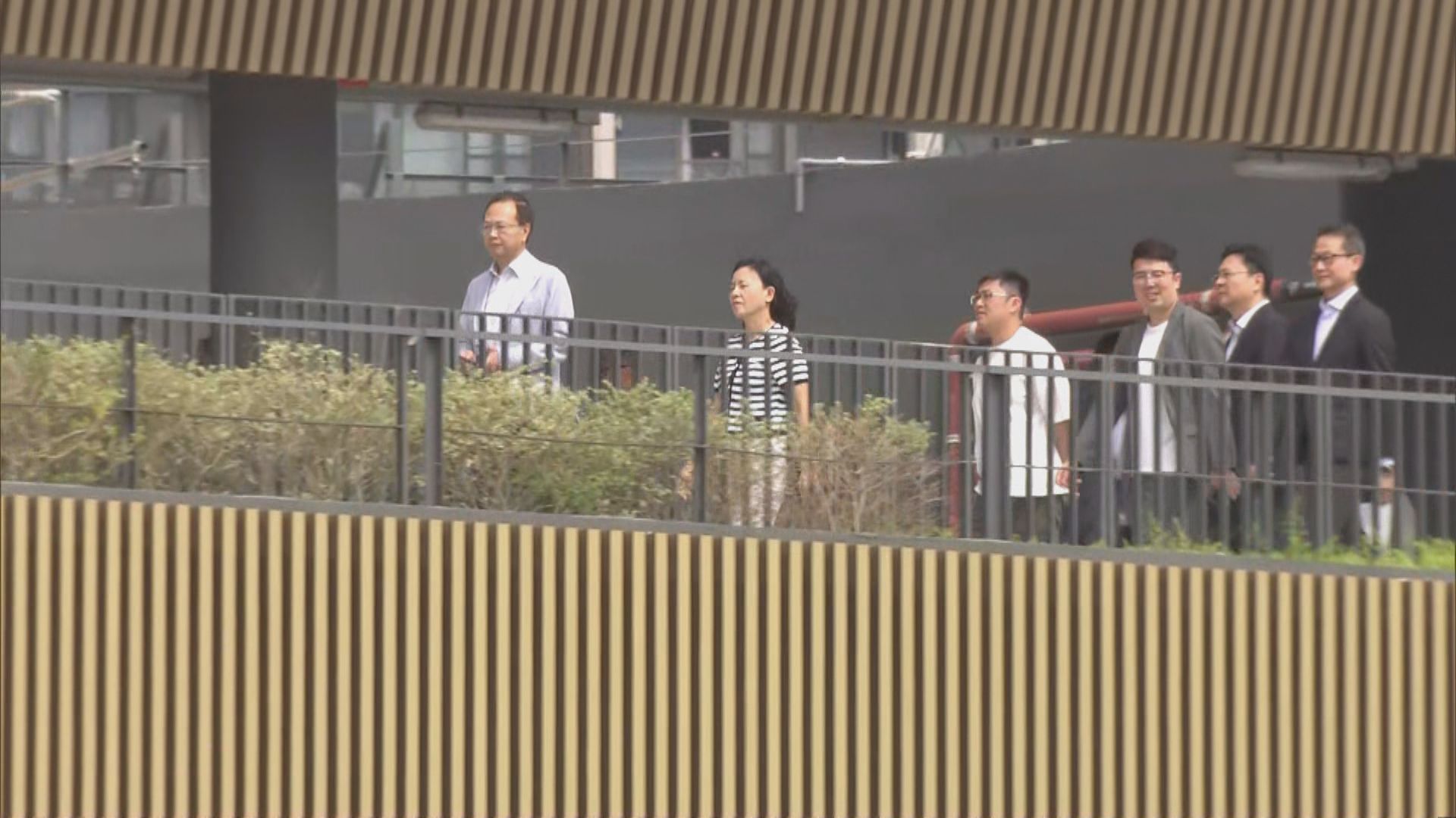 陳美寶與多名立法會議員參觀中九龍繞道