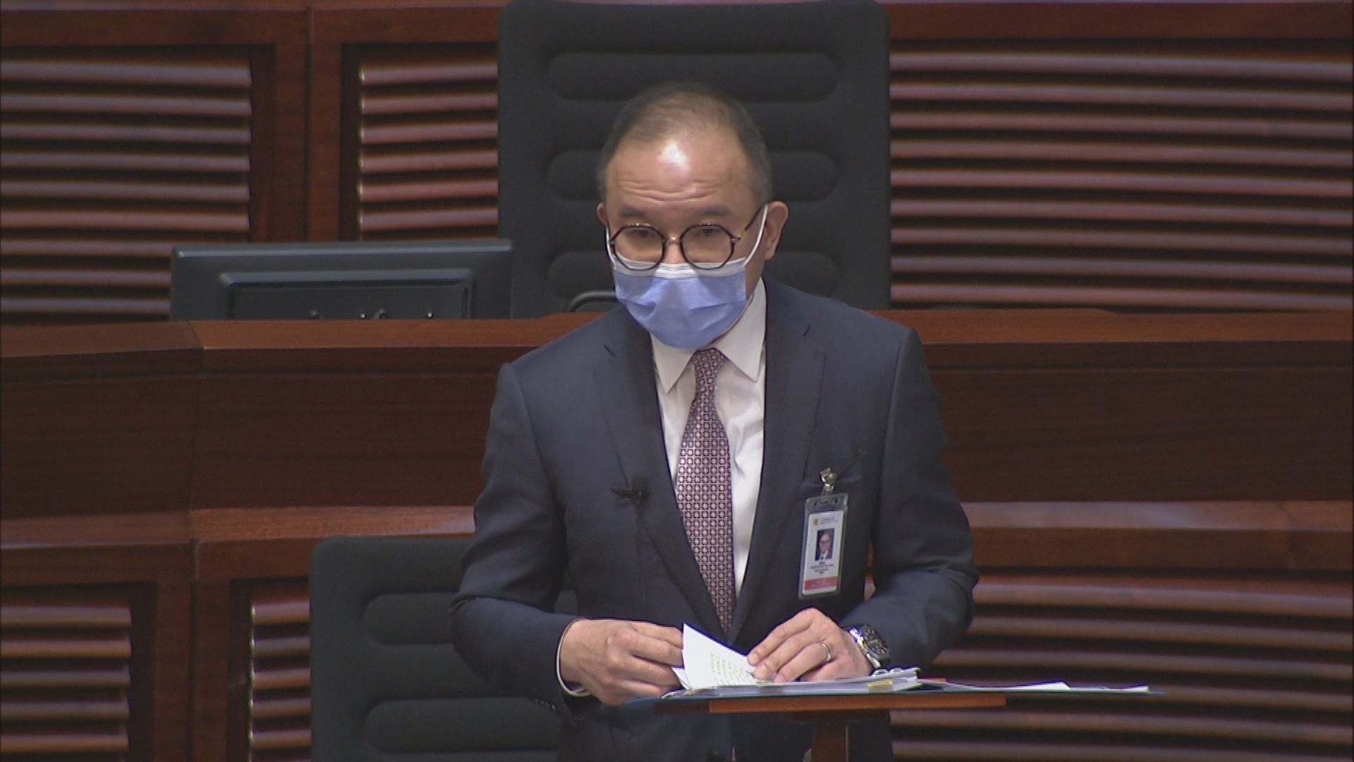 曾國衞：正研究關口設投票站的可行性