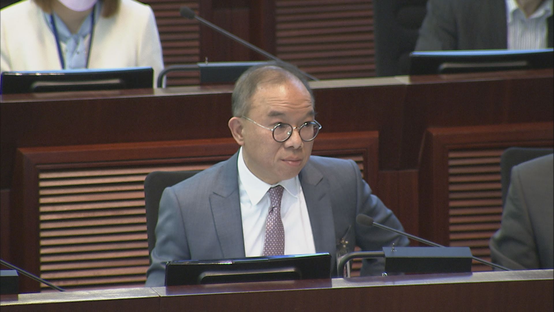 曾國衞：內地投票涉法律等問題　暫無計劃設立投票站