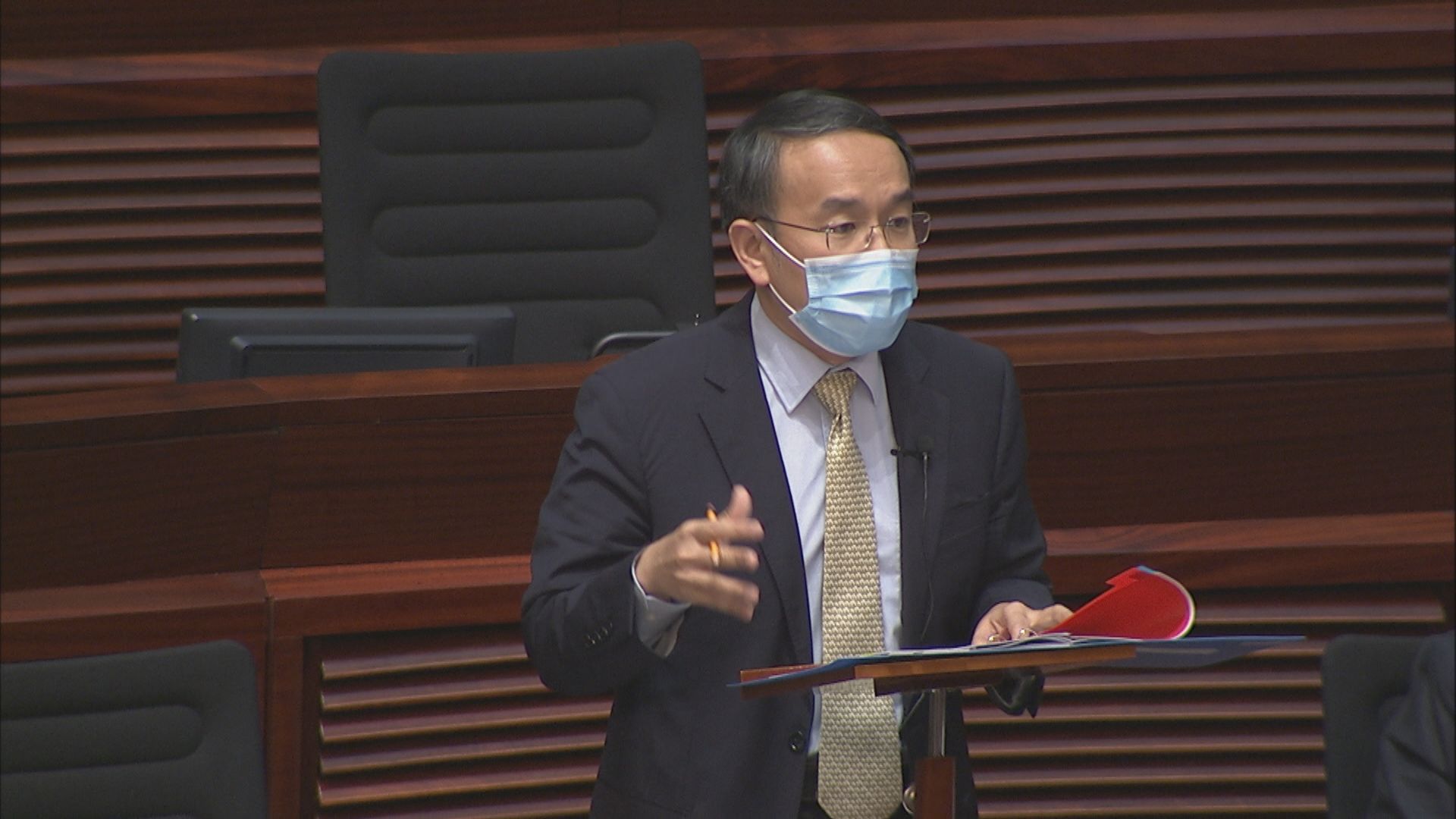 許正宇就長者重新登記消費券安排不周致歉