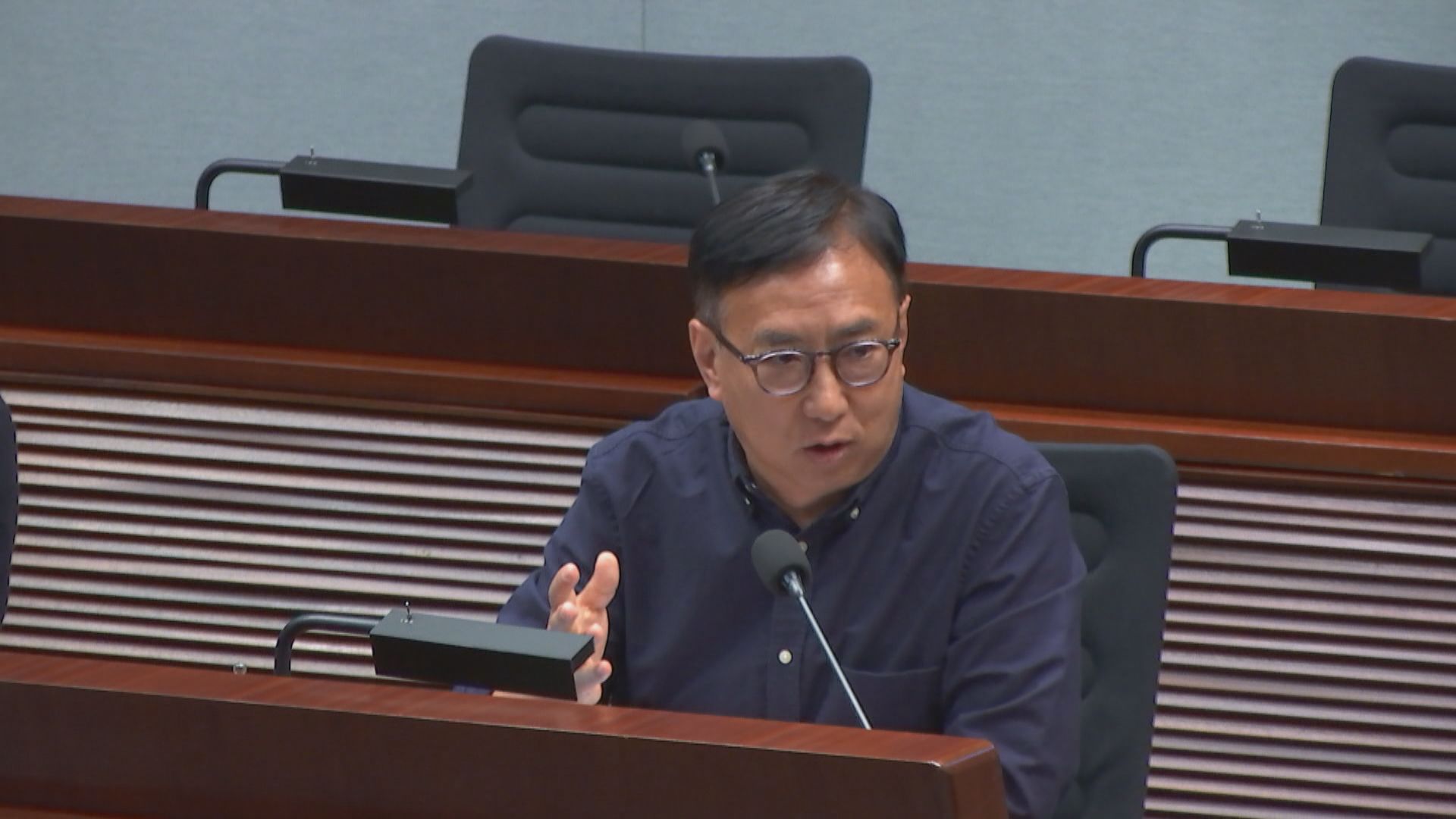 狄志遠促政府統計「以老護老」等高危家庭名單加強支援