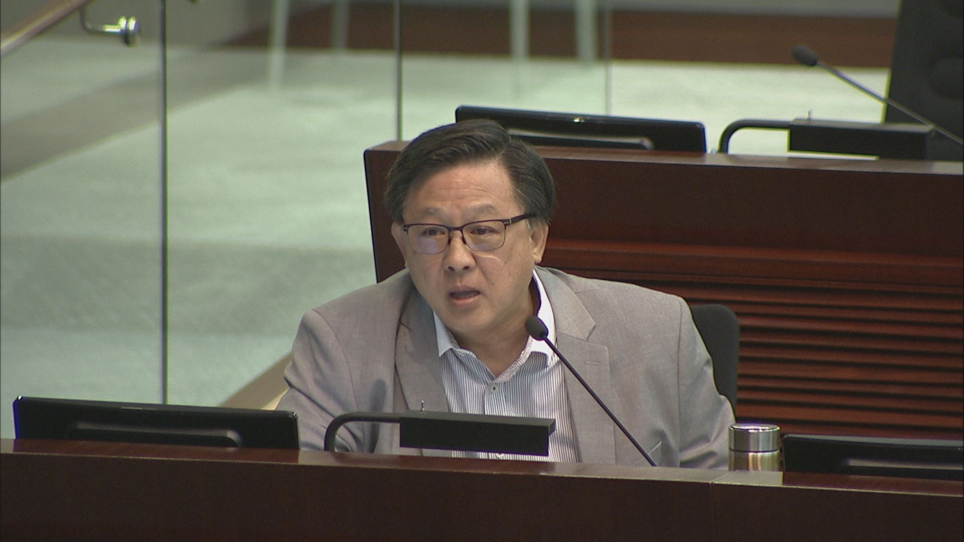 重建荔枝角收押所造價約55億元 議員斥造價過高